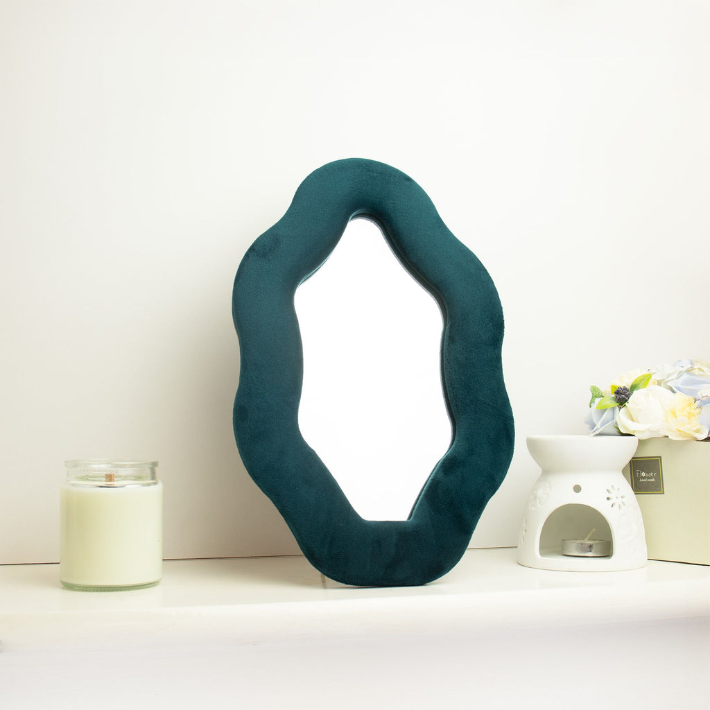 Soft Squiggly Mirror – Oval Pebble – Royal Teal (20.5x32.5x2.3cm) 🇬🇧