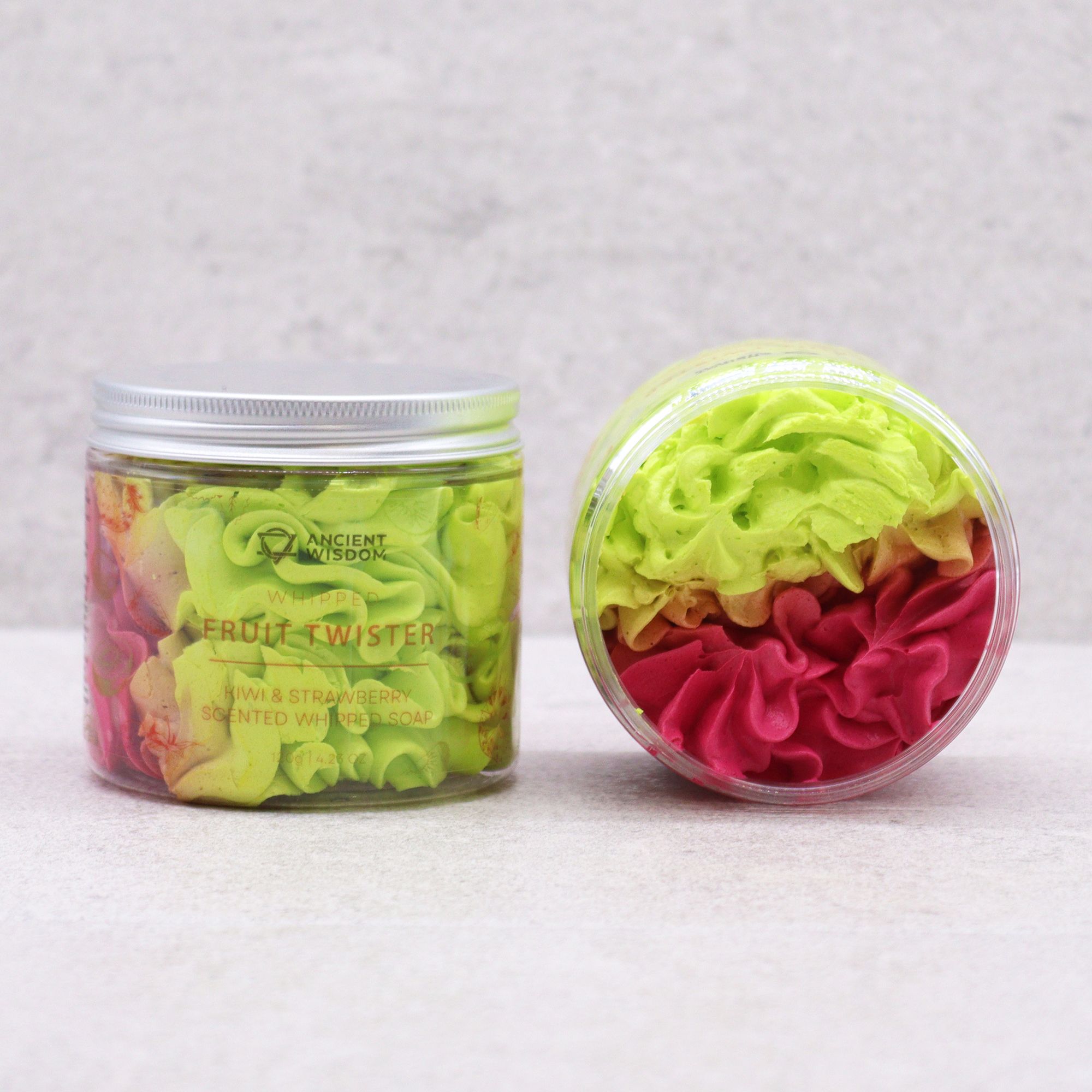 Strawberry & Kiwi Whipped Soap 120g 🇬🇧