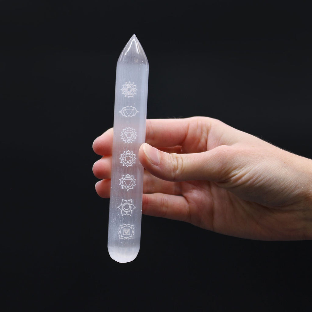 Selenite Wand - 16 cm (Point one End) 7 Chakra 🇬🇧
