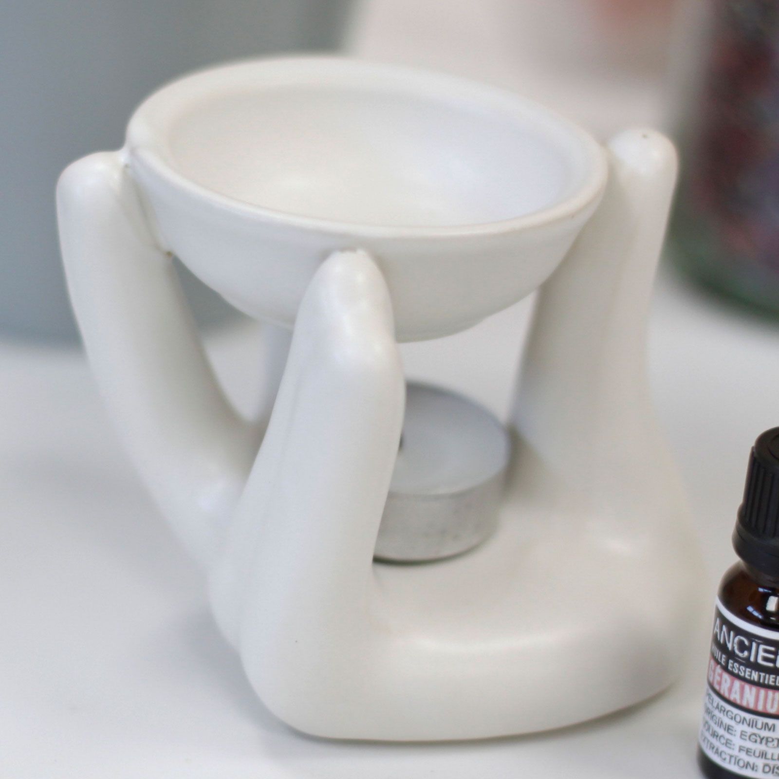 Helping Hand Oil Burner  - White 🇬🇧
