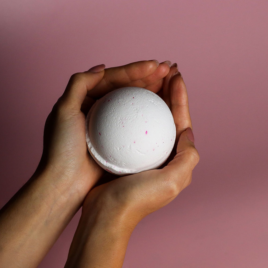 Set of 3 Coconut Dream Bath Bombs 🇬🇧