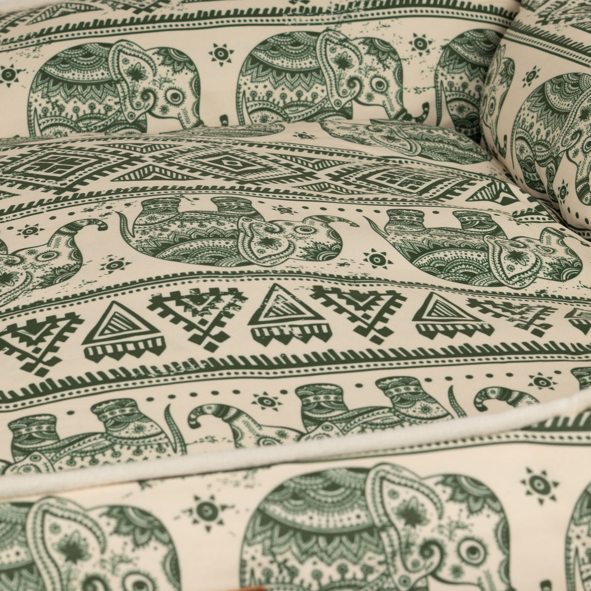 PAW Bed – Lucky Elephant – Green – 60 × 50 × 14cm 🇬🇧