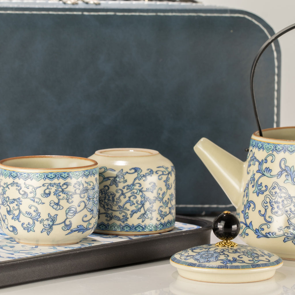 Travel Teapot Set & Two Cups - China Ru Blue 🇬🇧