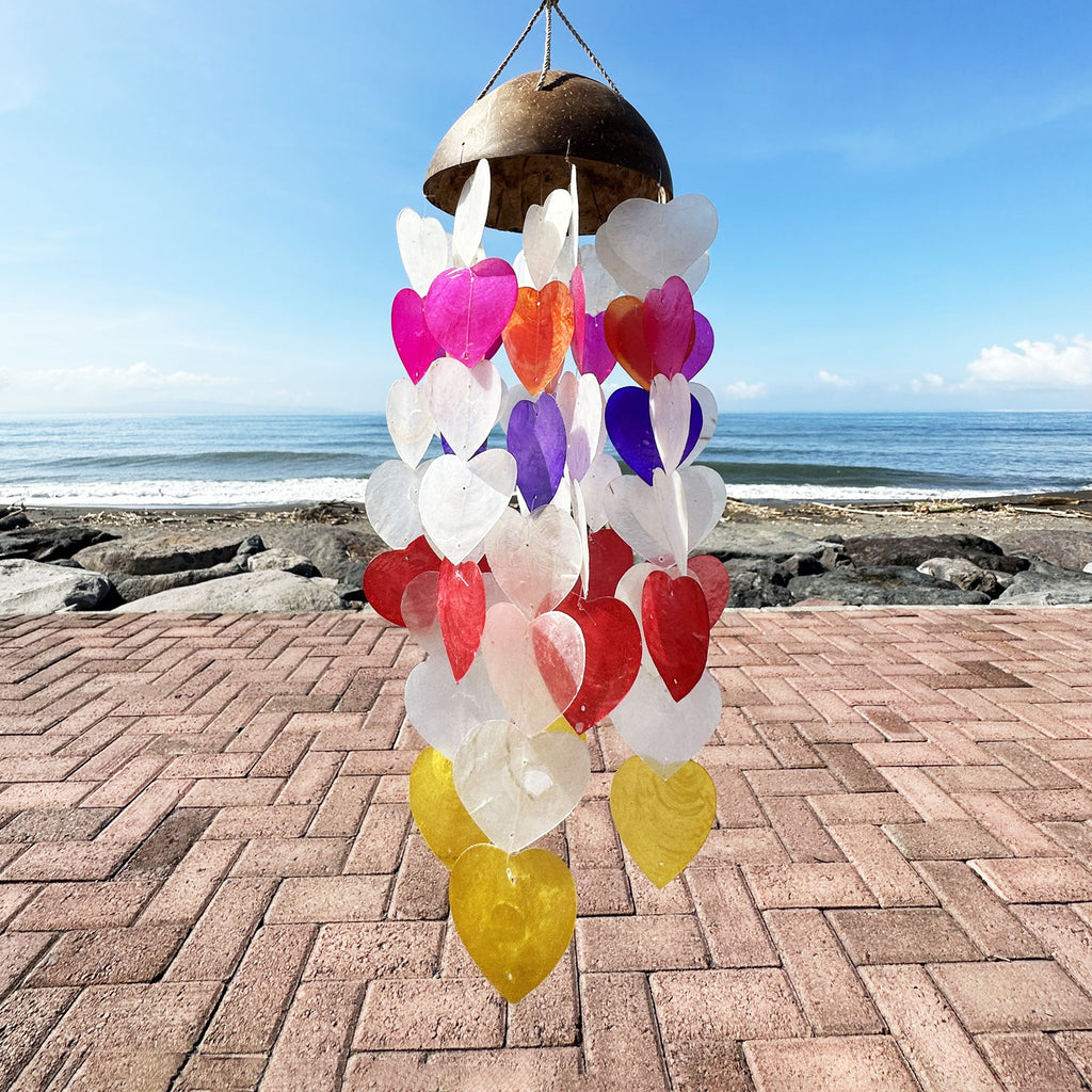 Coconut & Capiz Windchimes - Big Hearts - 40cm 🇬🇧