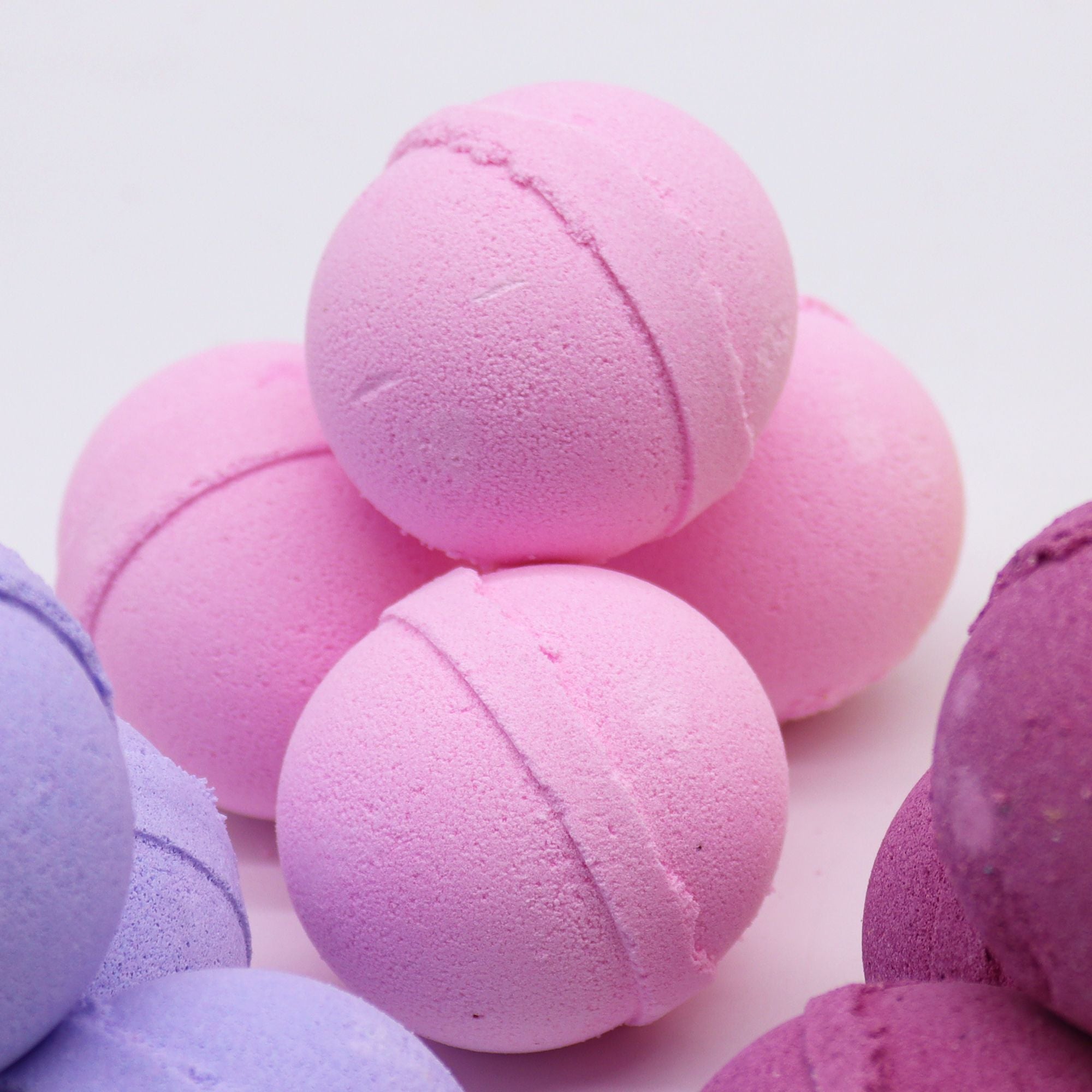 Essential Oil Bath Bomb - Frankincense & Rose 🇬🇧