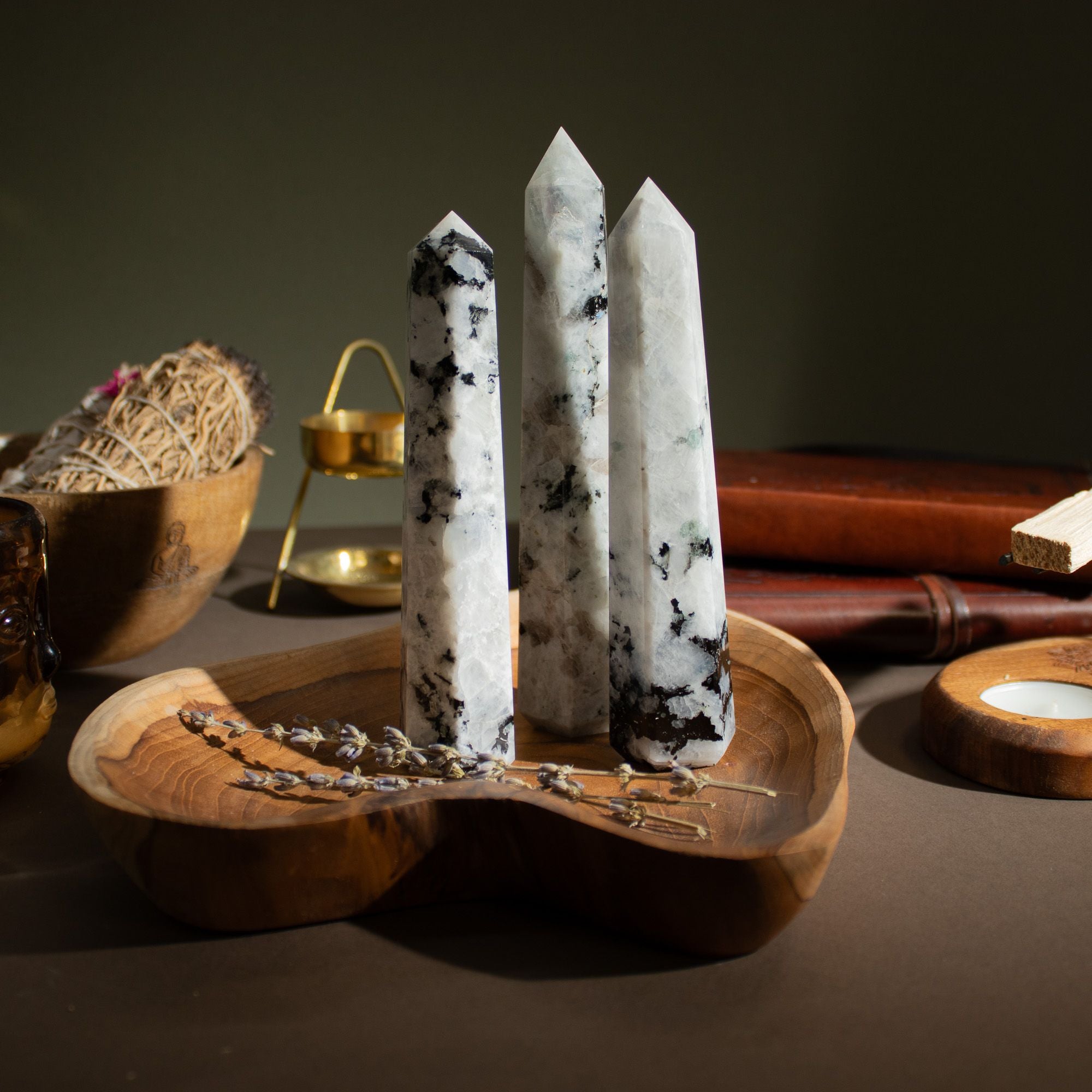 Gemstone Six Face Obelisk Point approx 17cm - Rainbow Moonstone 🇬🇧