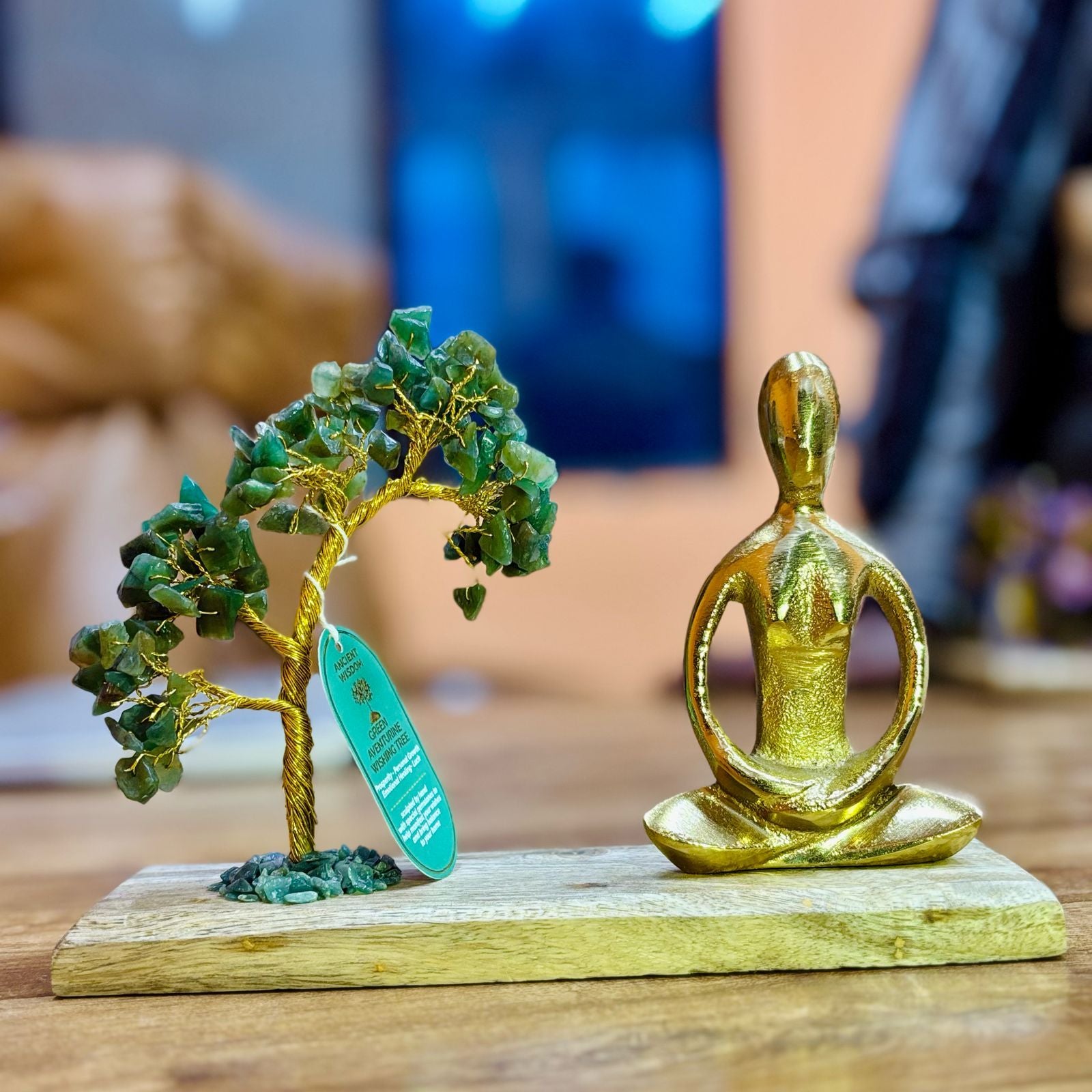 Gemstone Yoga Garden - Padmasana Pose - Green Aventurine - Tilted Tree - 100 chipstones 🇬🇧