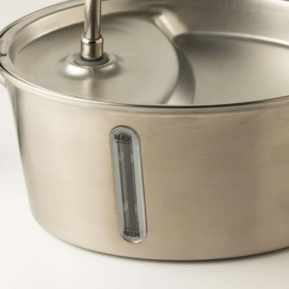 PAW Food Bowls - Electric Water Fountain 2.5 Litre - USB - Stainless Steal 🇬🇧