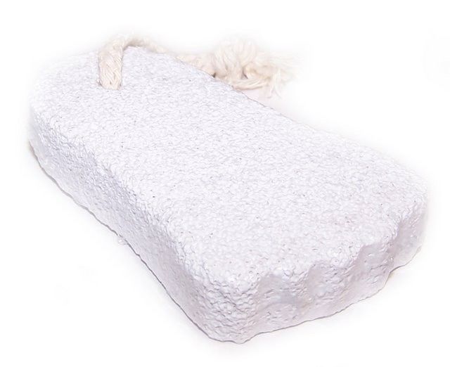 Foot Shaped Pumice Scrub Stone 🇬🇧