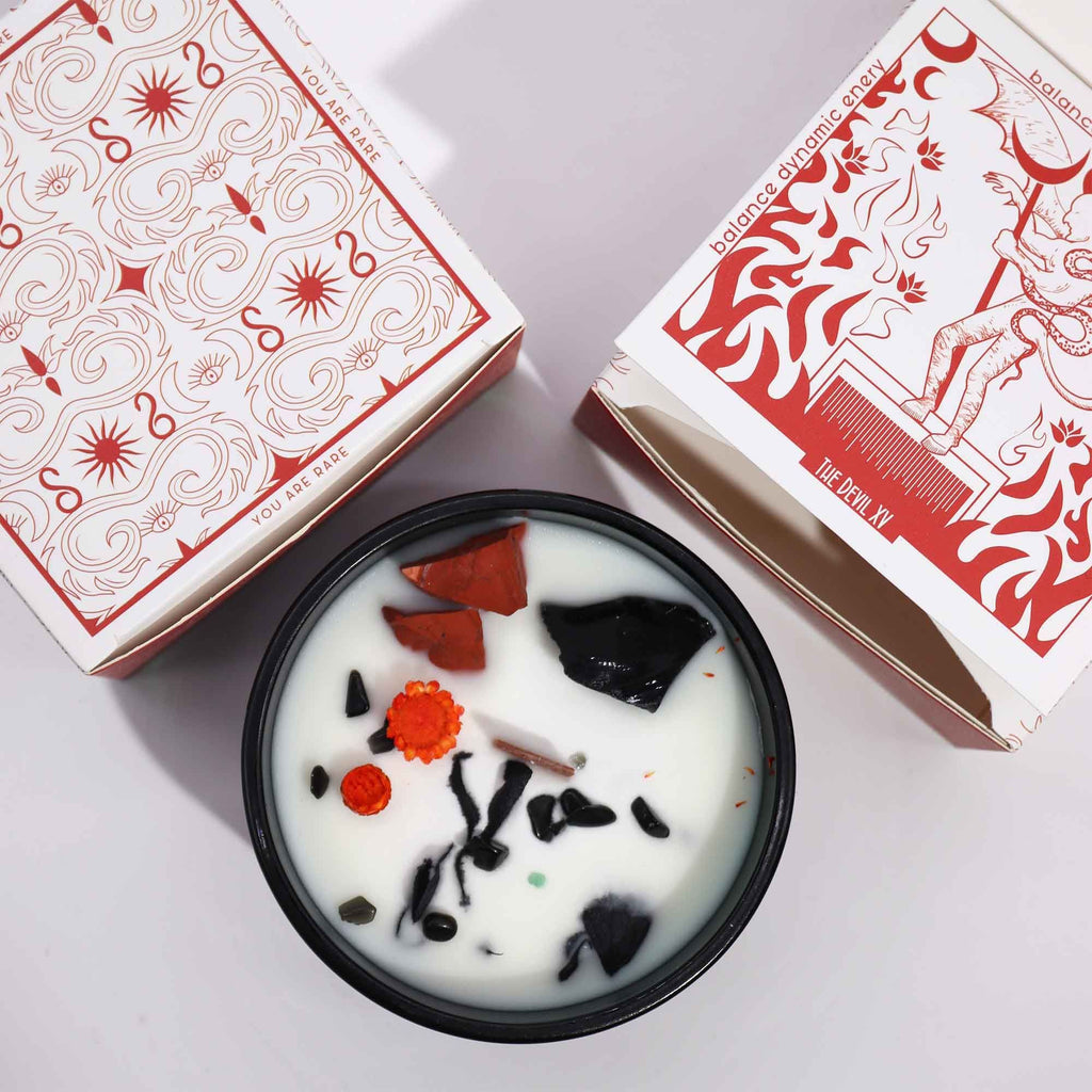 Hop Hare Crystal Magic Flower Candle - The Devil 🇬🇧