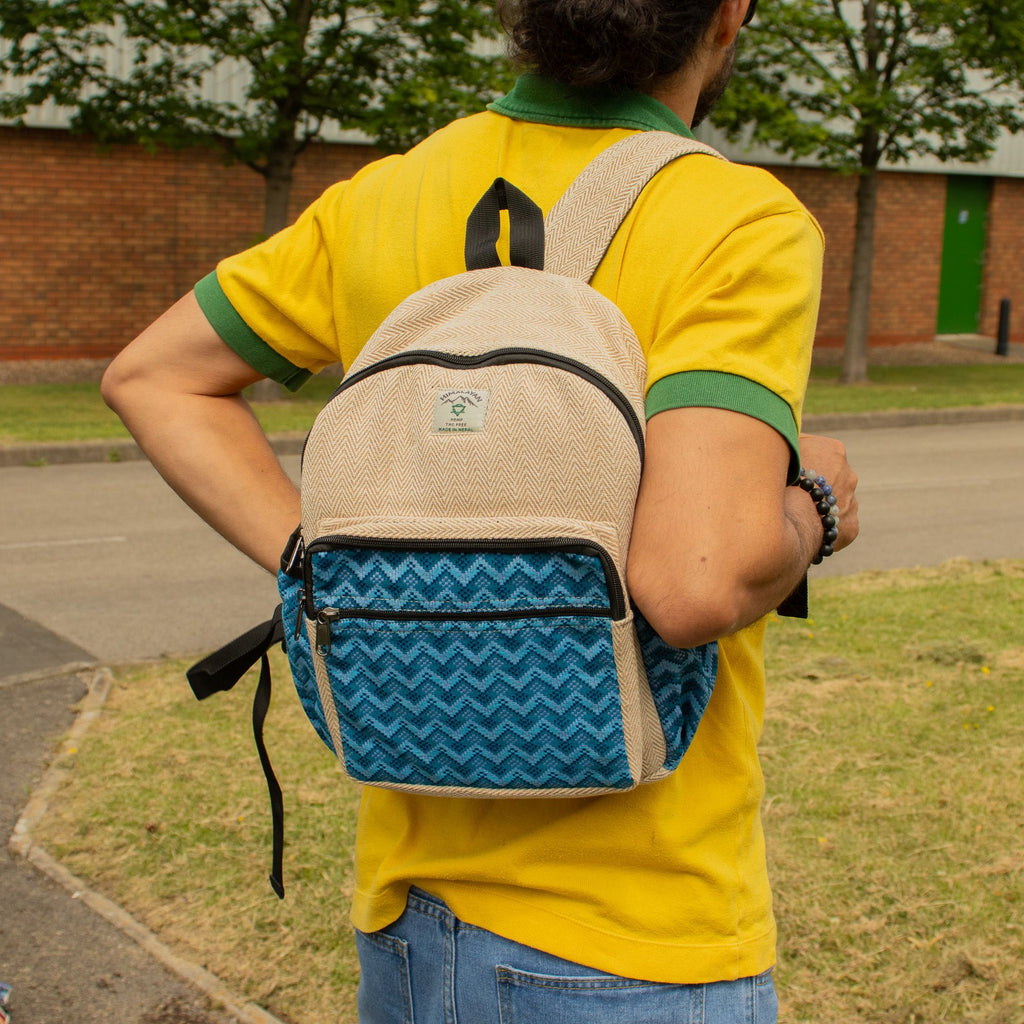 Standard Kathmandu Backpack - Dhaka Design (34x27x10cm) 🇬🇧