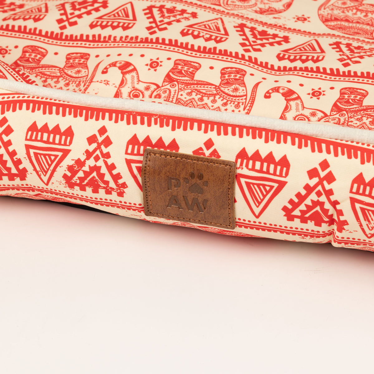 PAW Bed – Lucky Elephant – Red – 60 × 50 × 14cm 🇬🇧