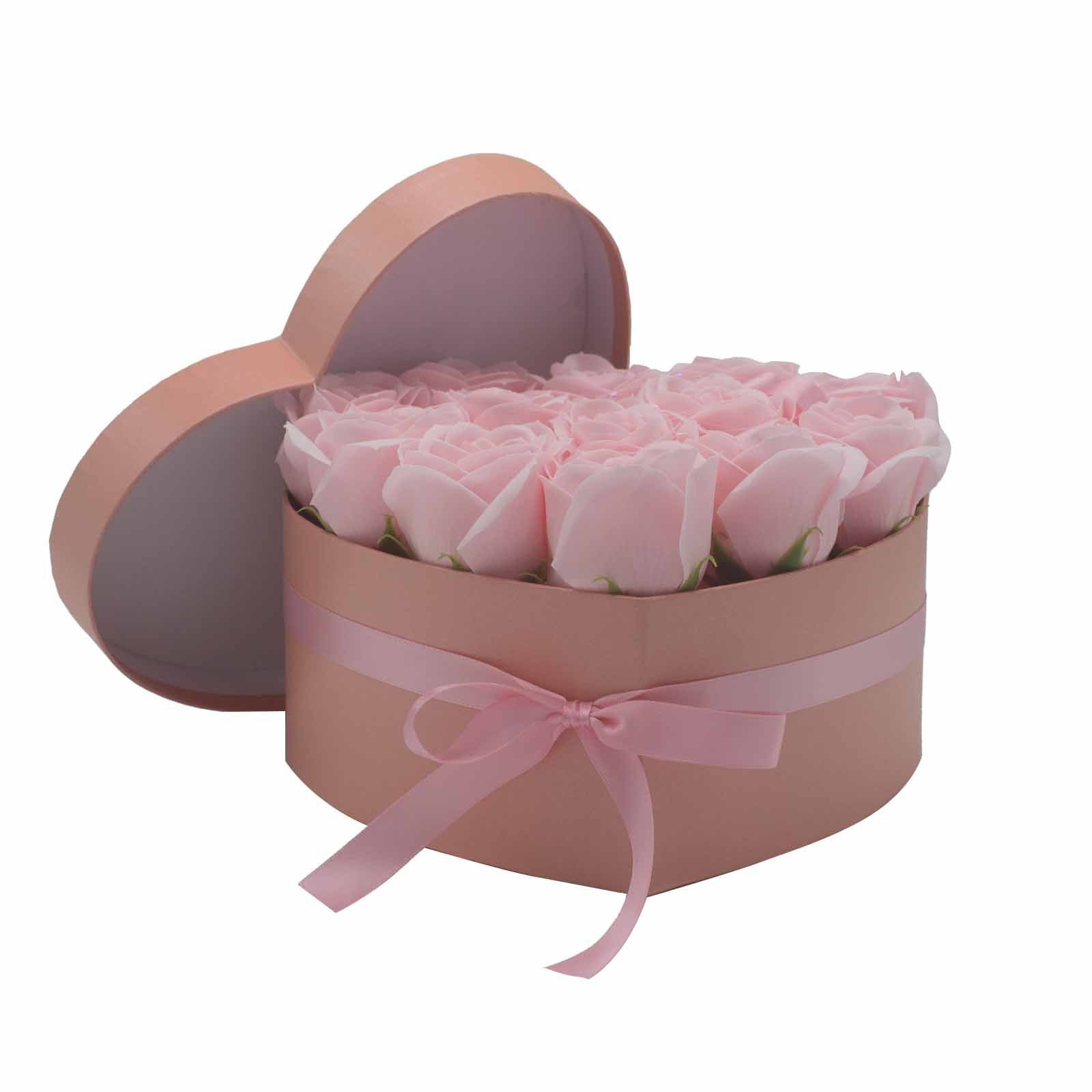 Soap Flower Gift Bouquet - 13 Pink Roses - Heart 🇬🇧
