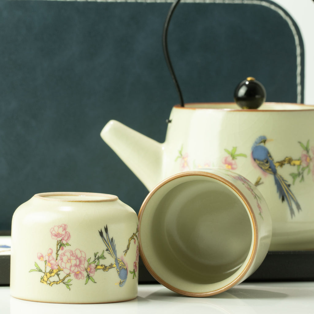 Travel Teapot Set & Two Cups - Blue Bird Qing Dynasty 🇬🇧