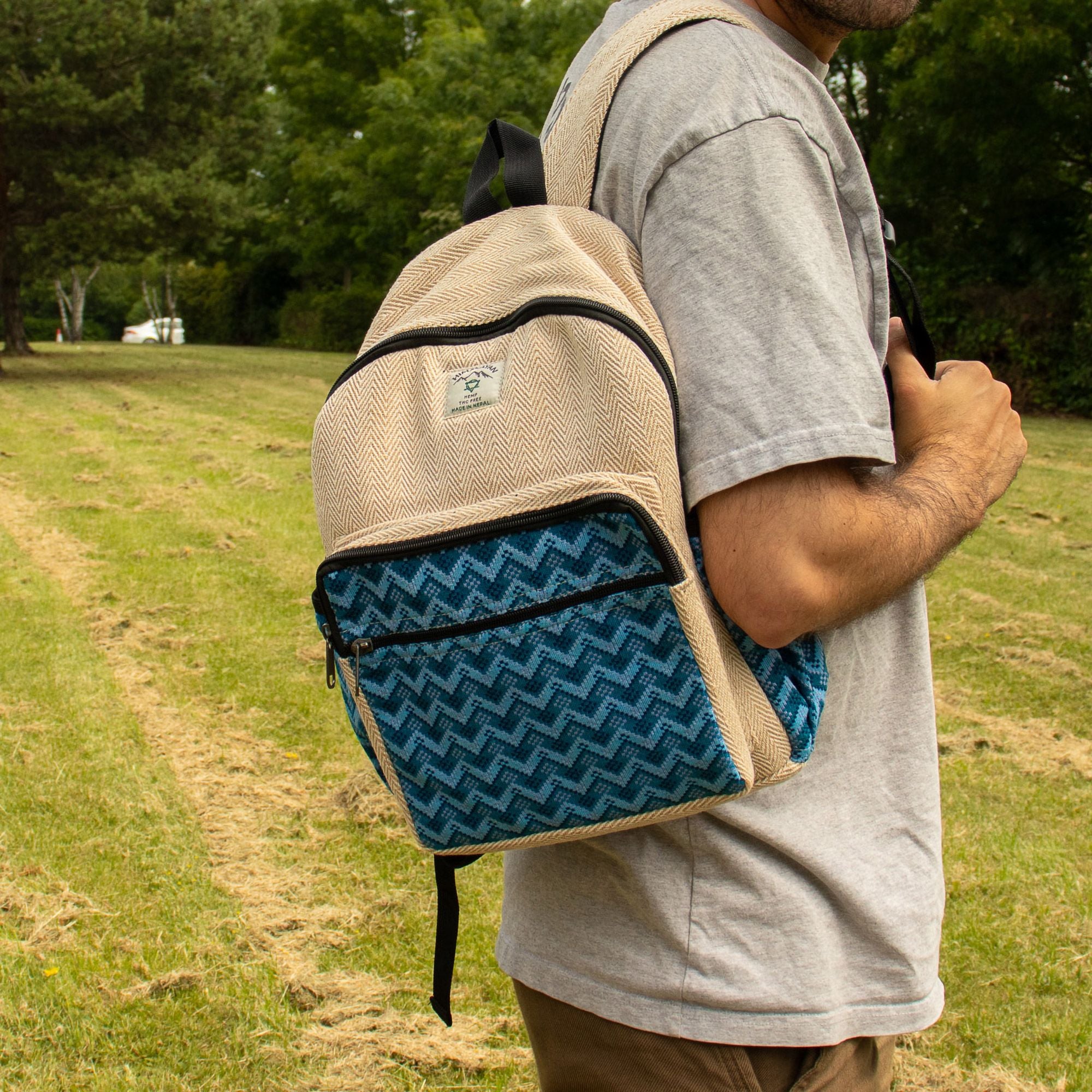 Standard Kathmandu Backpack - Dhaka Design (34x27x10cm) 🇬🇧