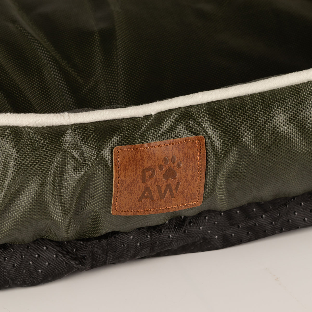 PAW Bed – Small Khaki Green – 60 × 50 × 15cm 🇬🇧