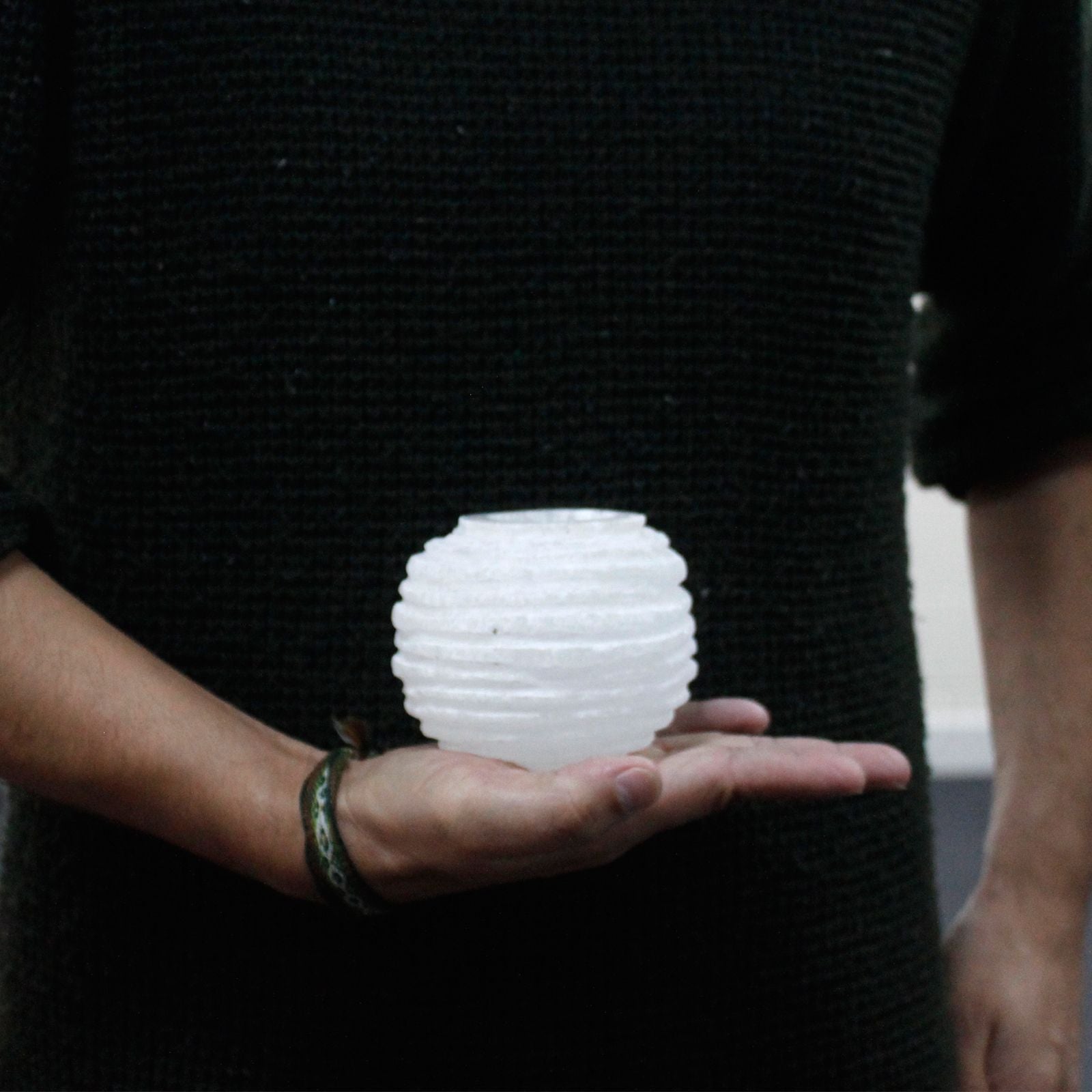Selenite Snowball Candle Holder - 8 cm 🇬🇧