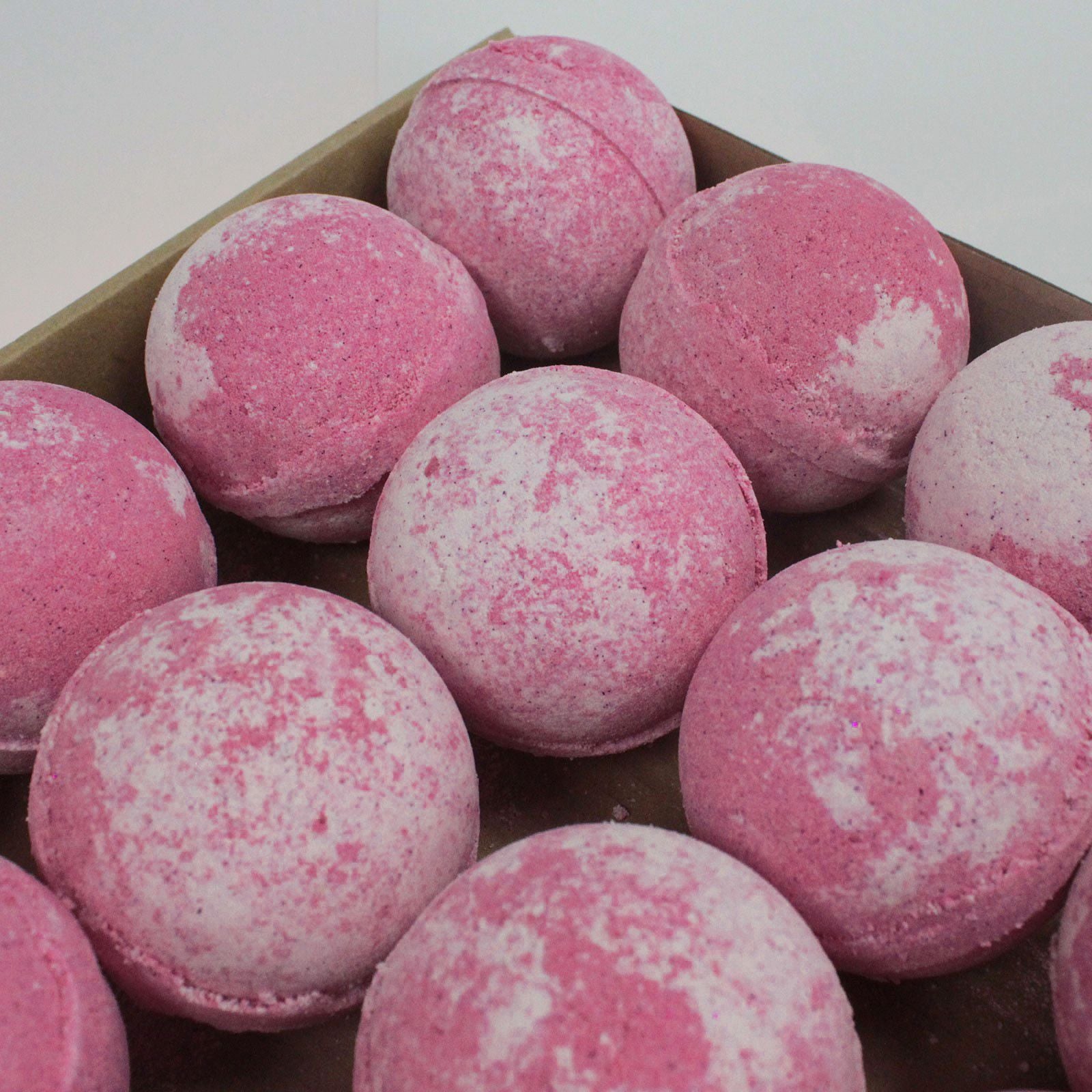 Set of 3 Cherry Bath Bombs 🇬🇧