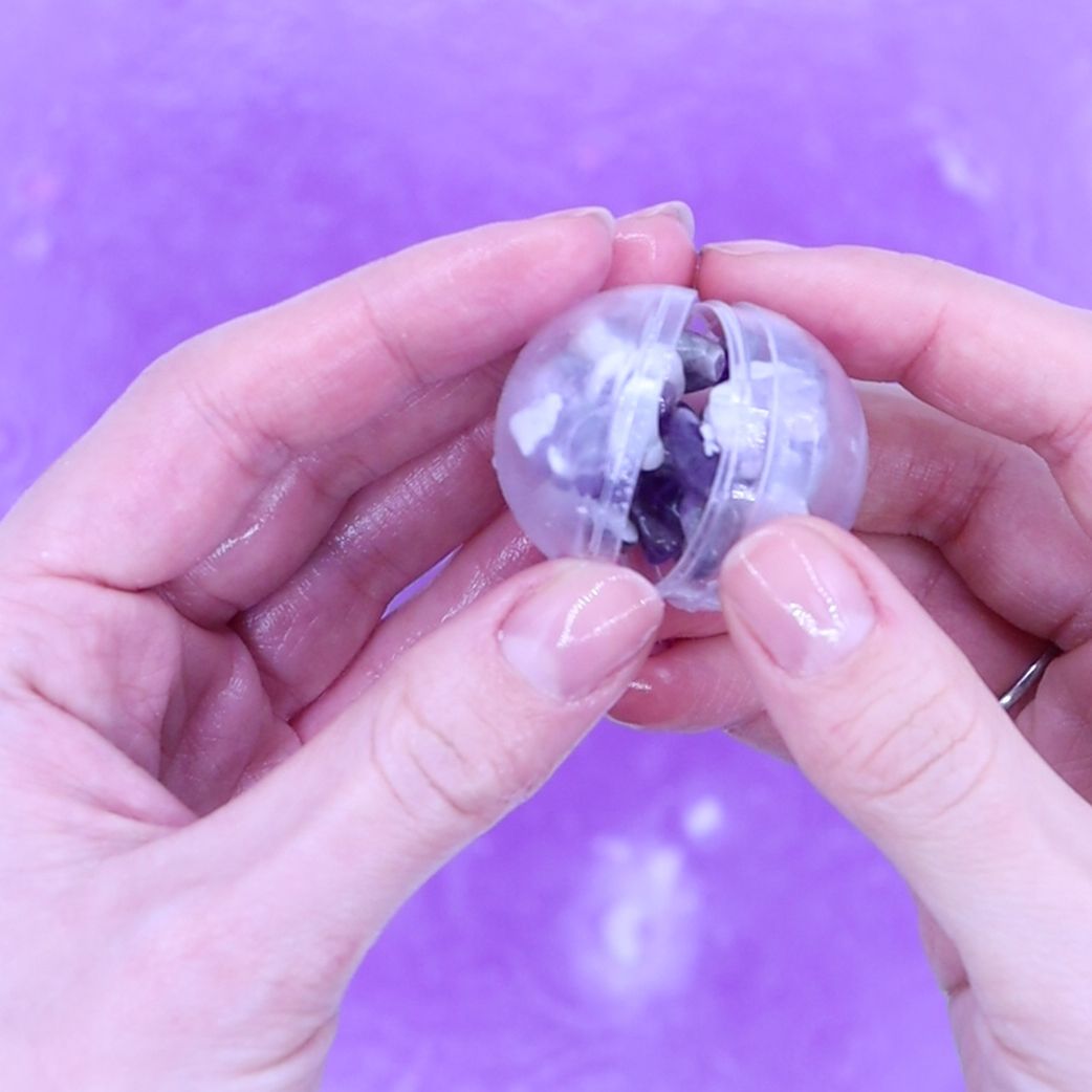 Sodalite Gem Bracelet Bath Bomb 🇬🇧