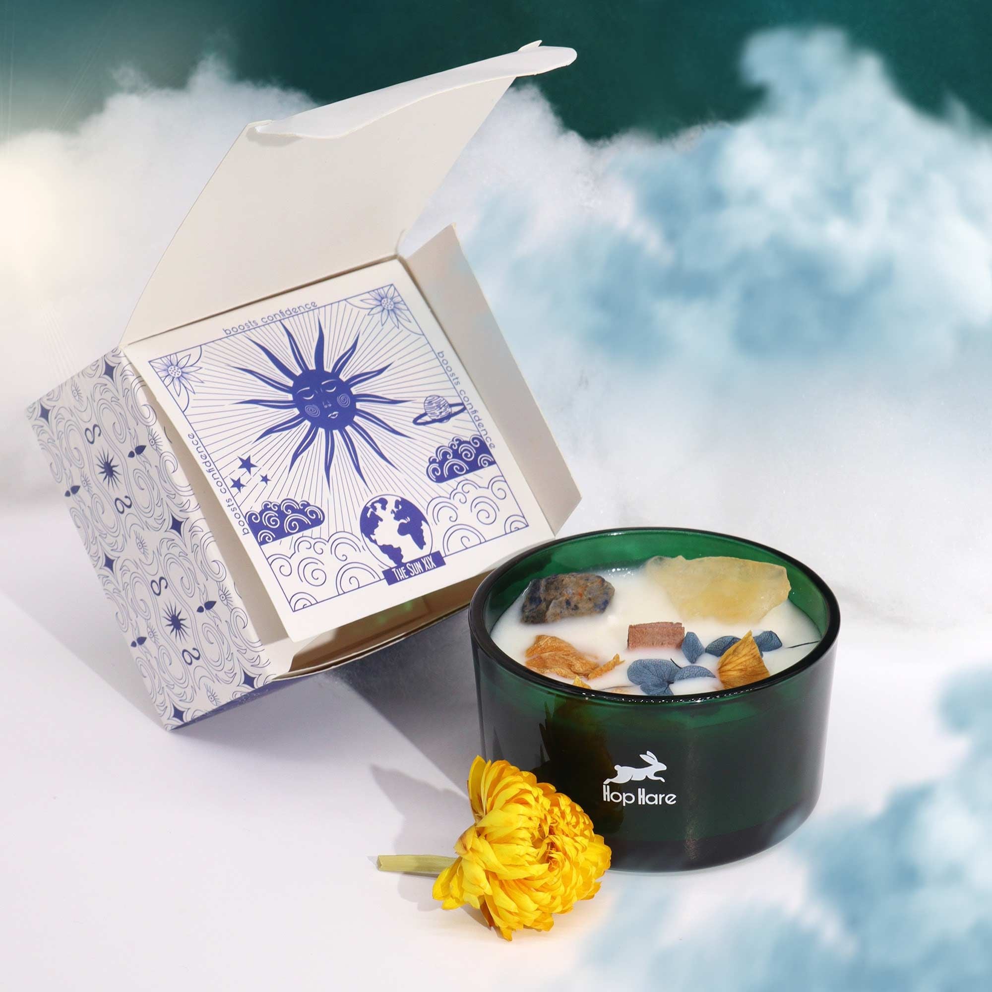Hop Hare Crystal Magic Flower Candle - The Sun 🇬🇧
