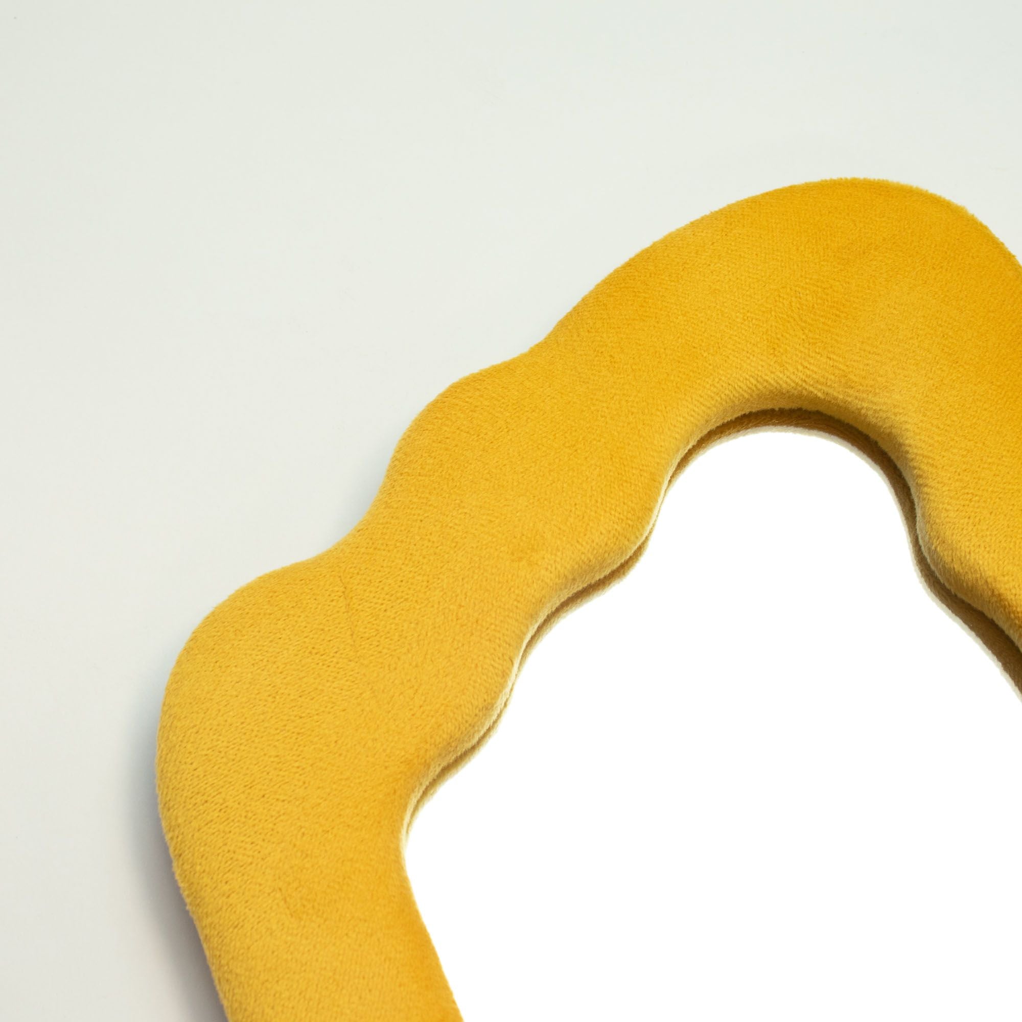 Soft Squiggly Mirror – Flame – Marigold (23x27.5x2.3cm) 🇬🇧
