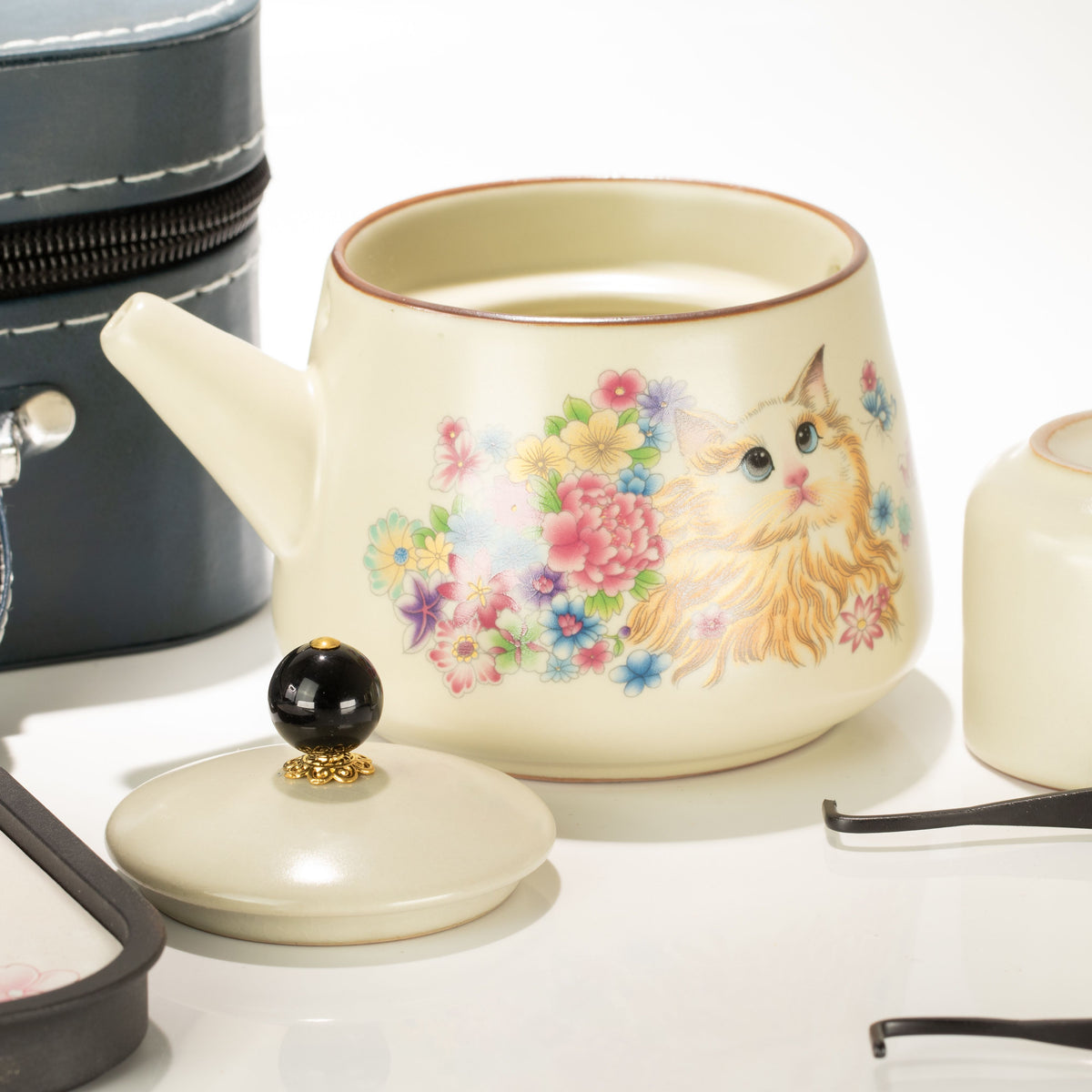 Travel Teapot Set & Two Cups - Cat Lover 🇬🇧