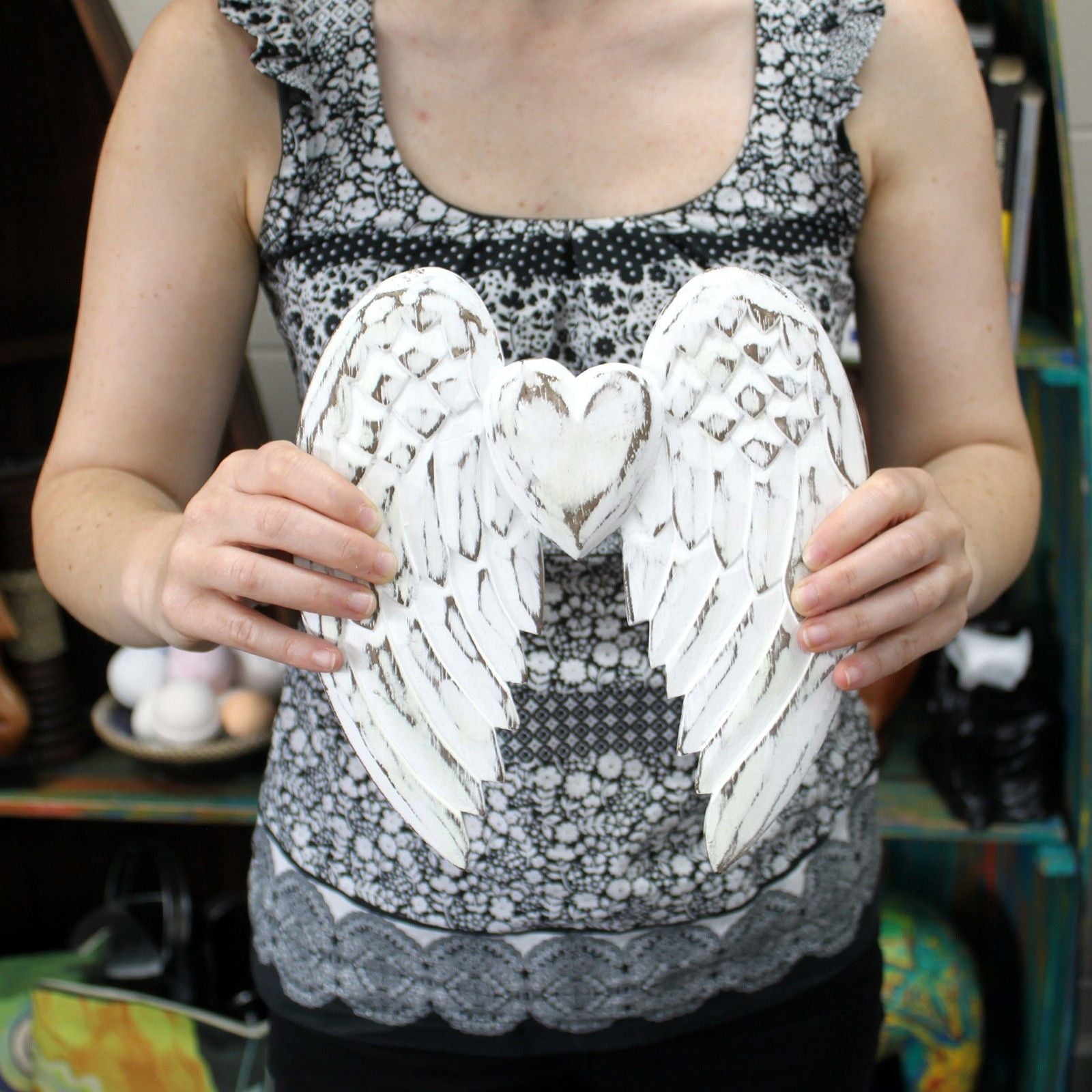 Hand Crafted Double Angel Wing & Heart - 24cm 🇬🇧