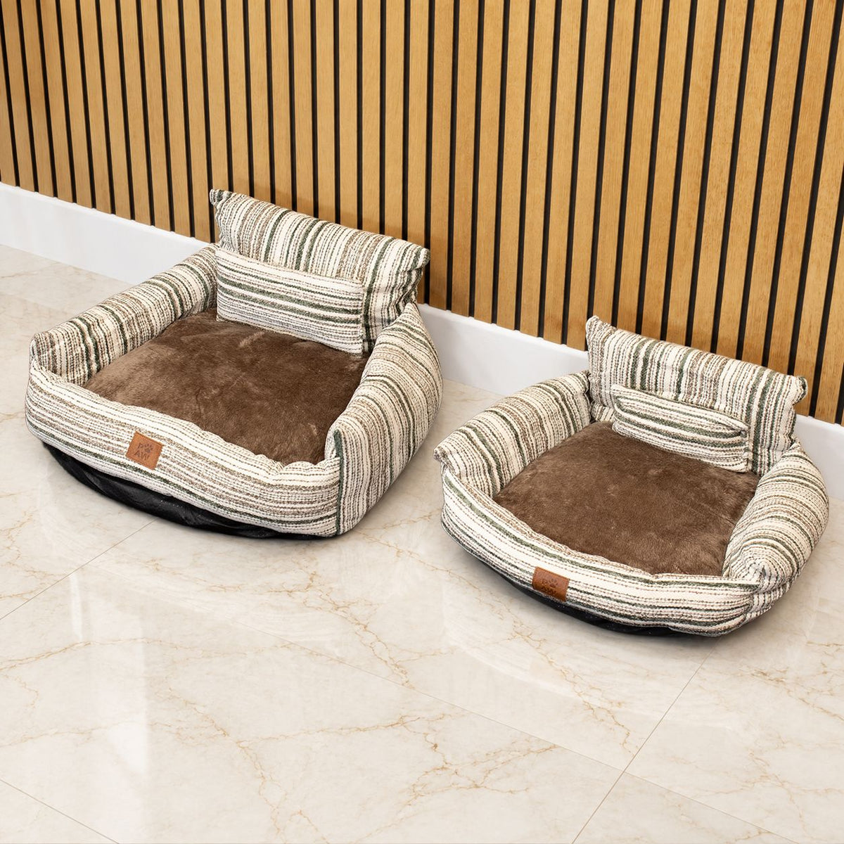 PAW Bed – Small Sofa – Brown Stripes – 50 × 50 × 26cm 🇬🇧