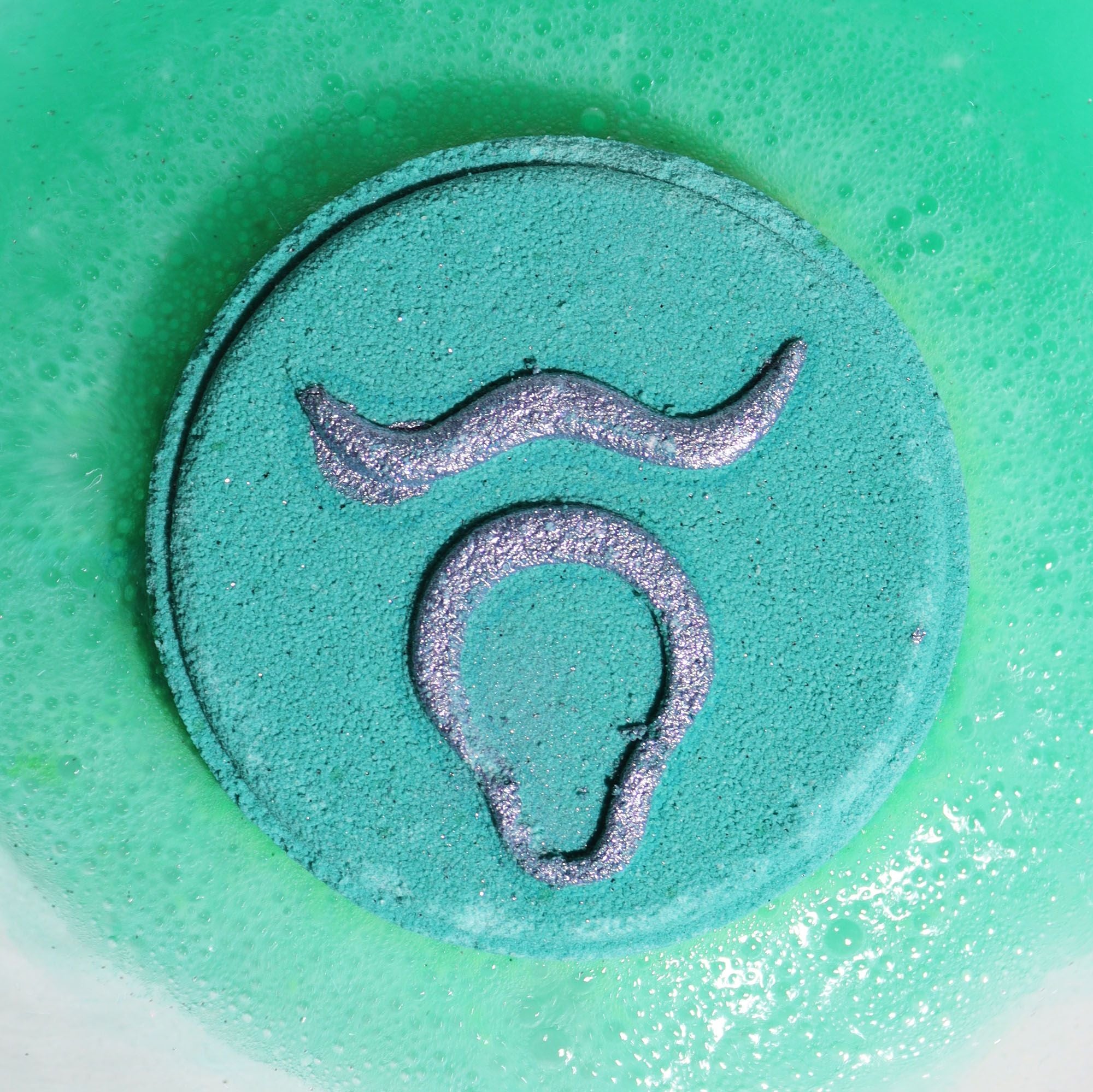 Set of Zodiac Bath Fizzers with Horoscope - Taurus 🇬🇧