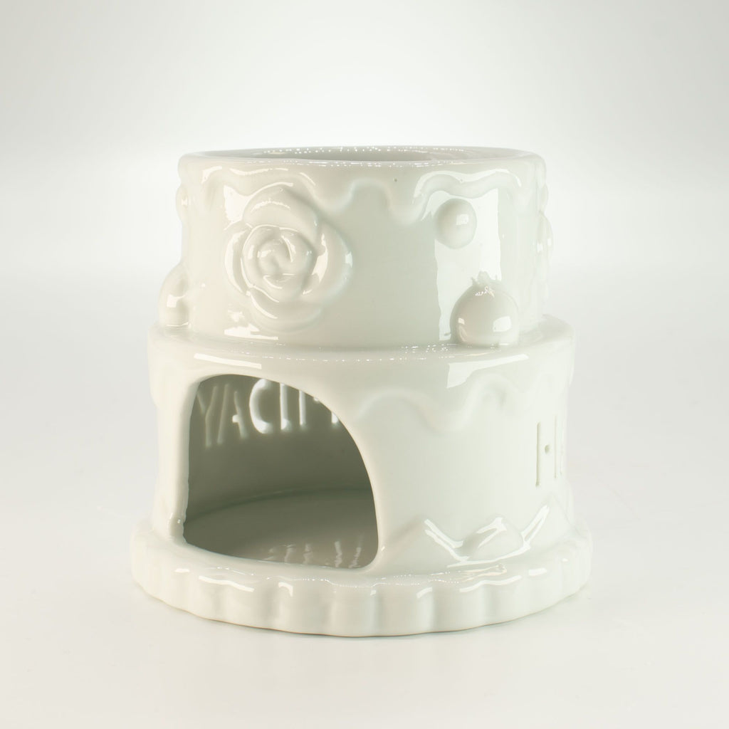 Ceramic Cake Oil Burner - HAPPY BIRTHDAY - White 🇬🇧