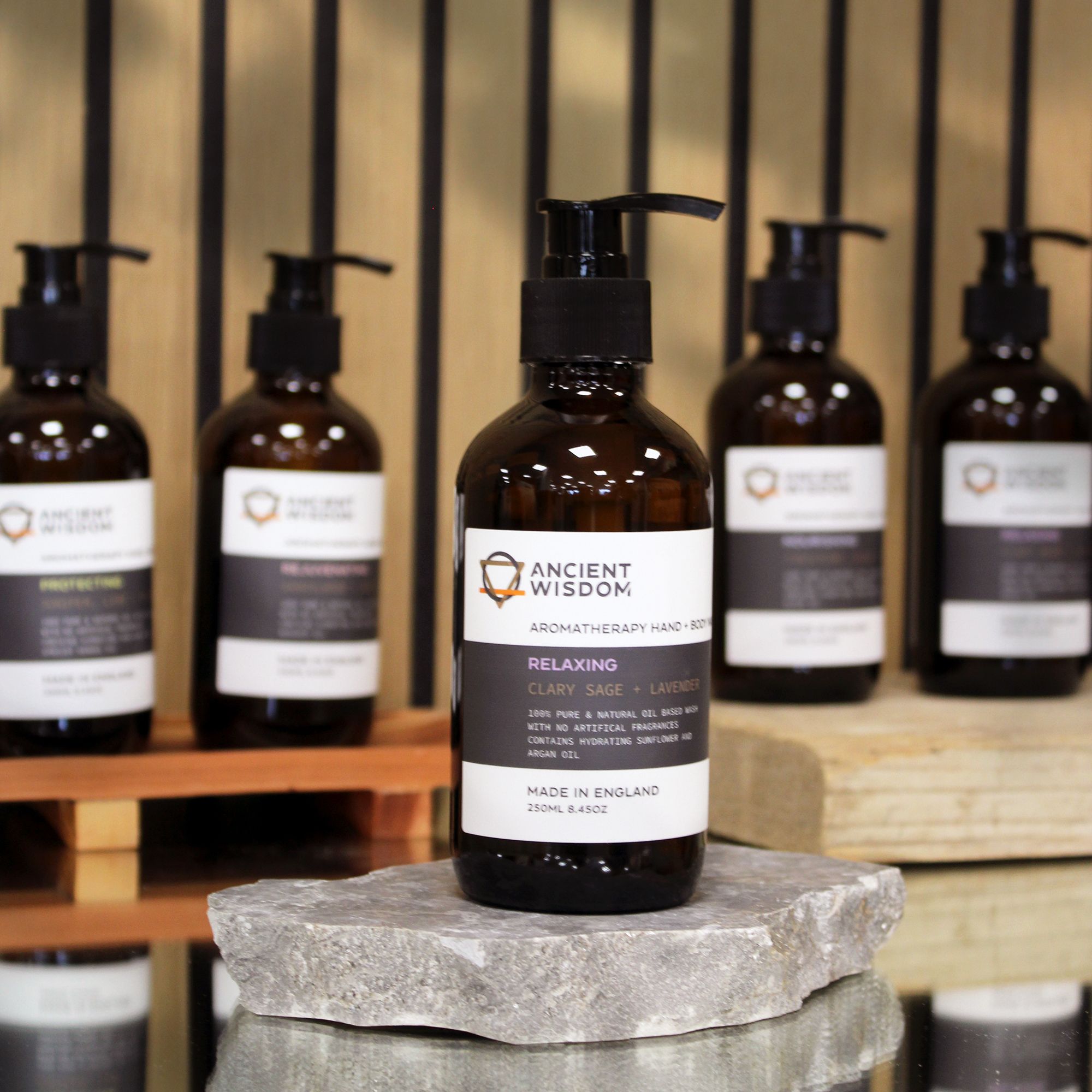 Tangerine, Ylang & Patchouli Hand & Body Wash 250ml 🇬🇧