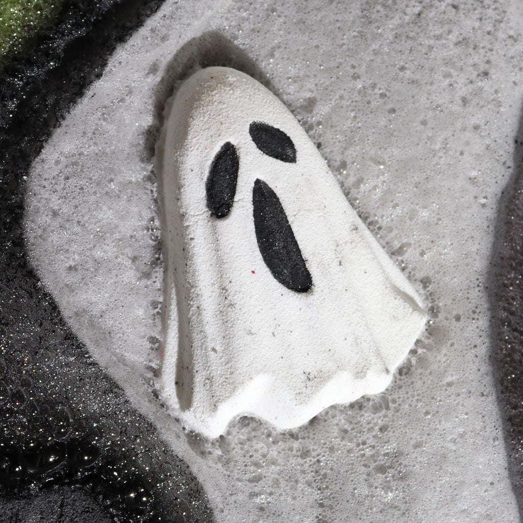 Ghost Halloween Bath Bomb 65g 🇬🇧