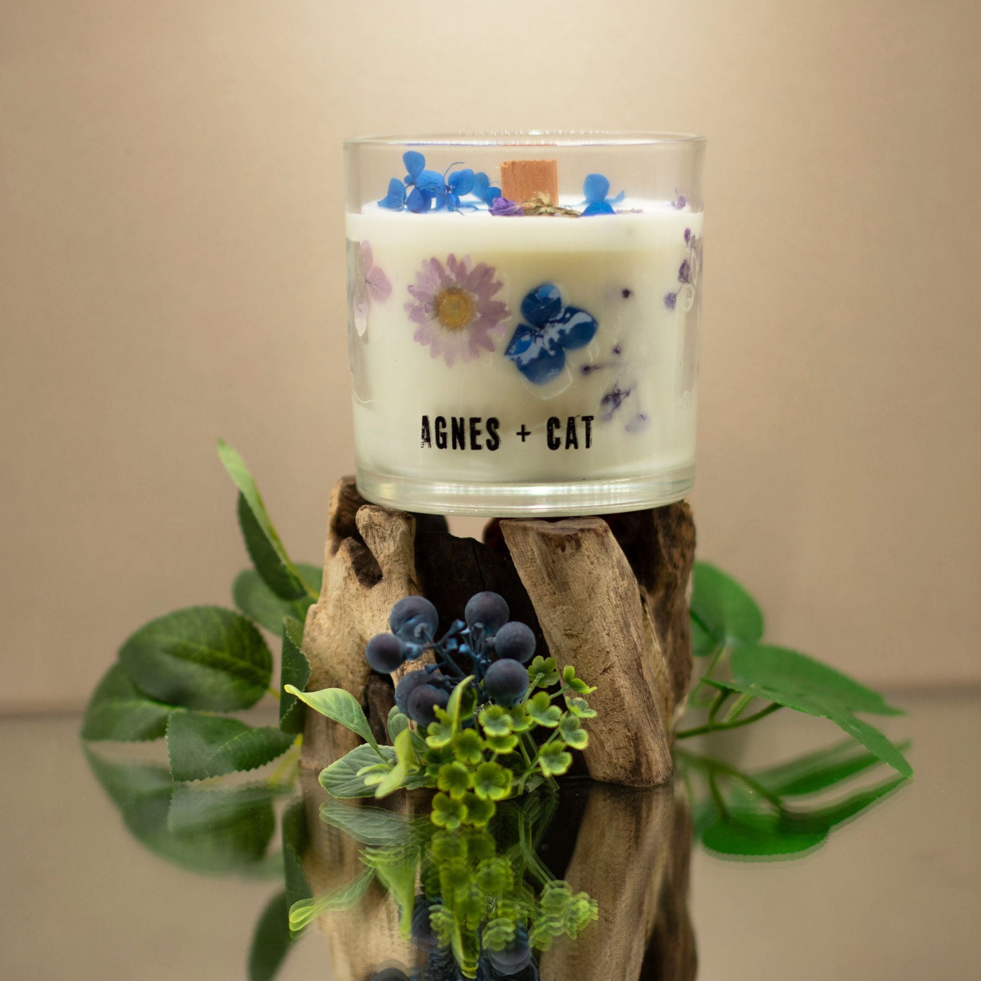 Agnes + Cat Botanical Soy Wax Candle - Moorland 🇬🇧