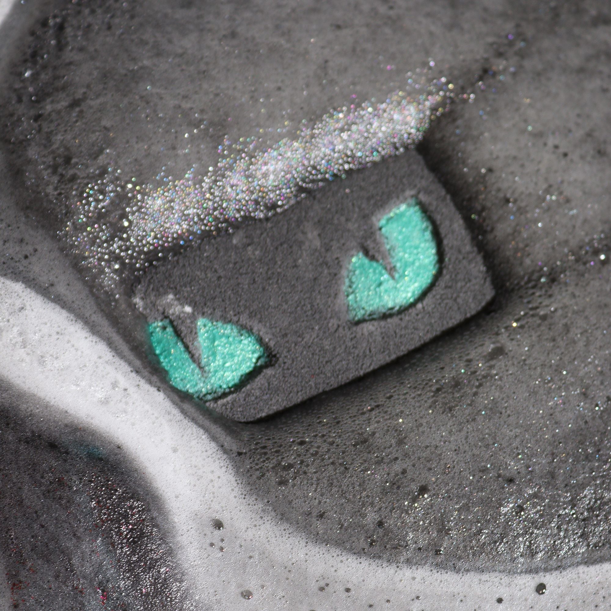 Cats Eyes Halloween  Bath Bomb 80g 🇬🇧