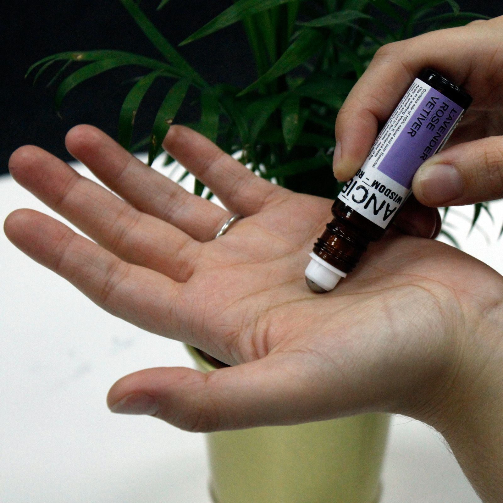 10ml Roll On Essential Oil Blend - Just Focus! 🇬🇧