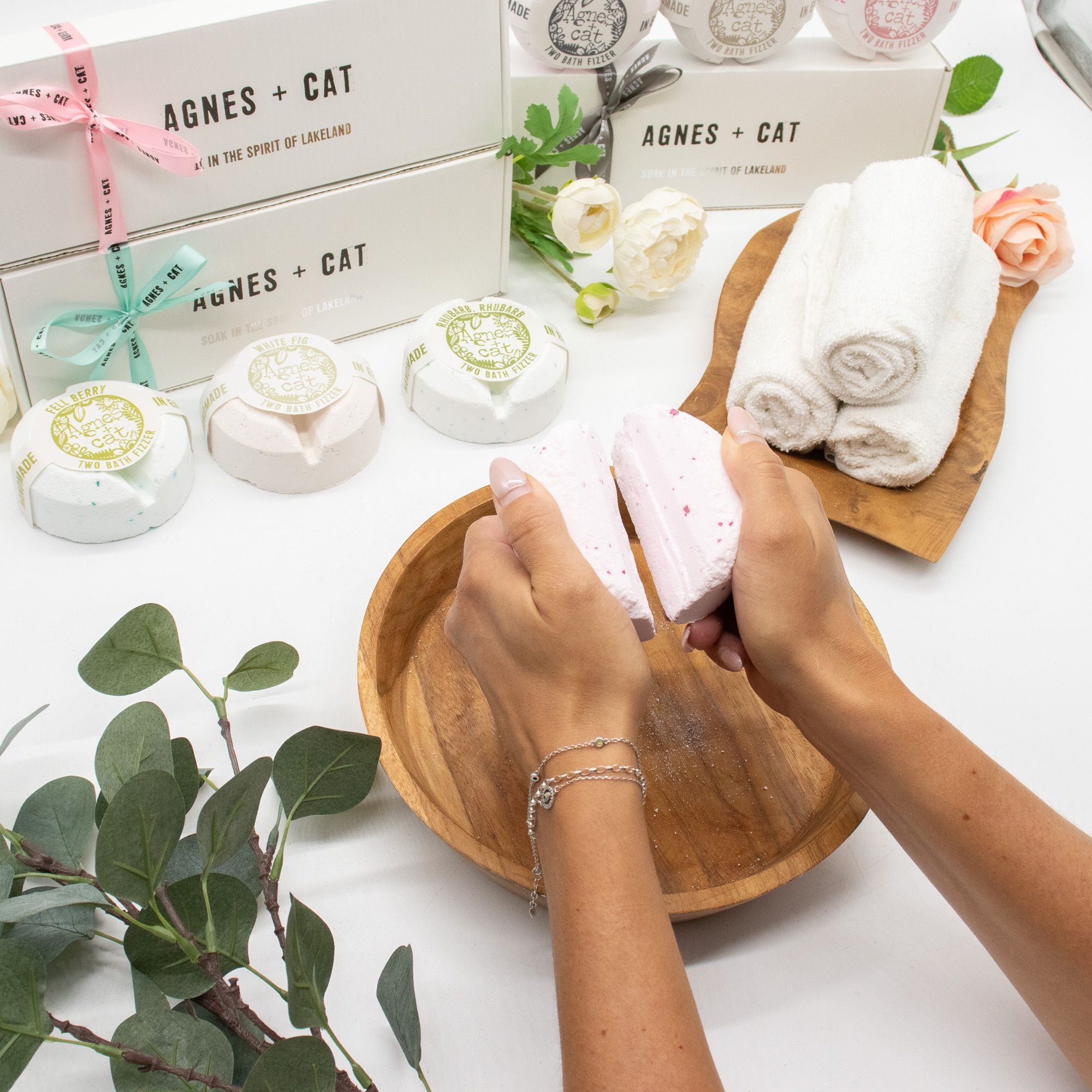 Agnes + Cat Floral & Citrus Bath Fizzer Gift Set 🇬🇧