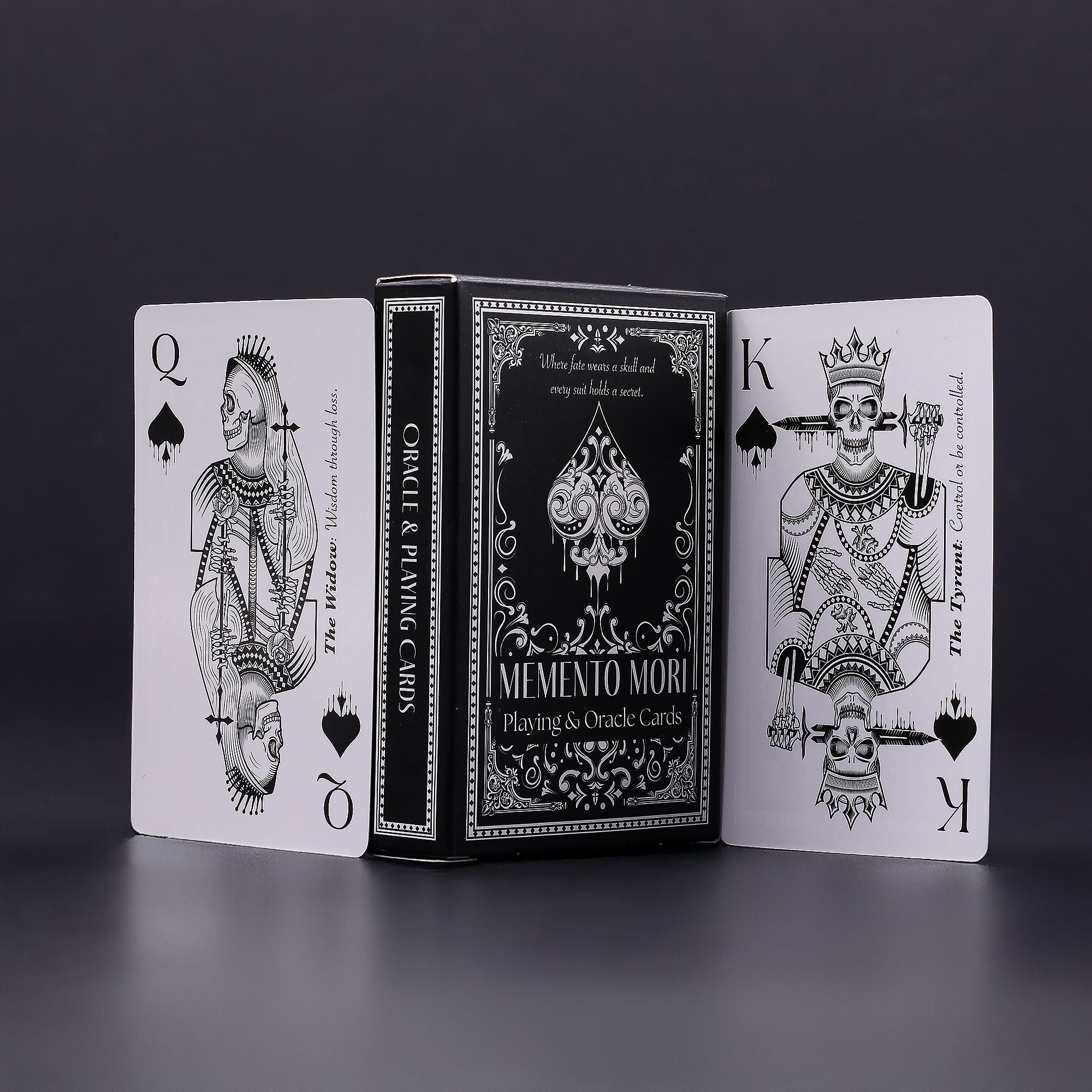 Memento Mori Gothic Playing & Oracle Cards 🇬🇧
