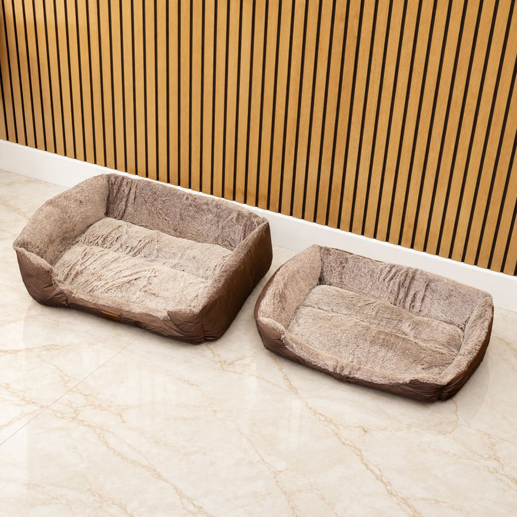 PAW Bed – Medium Plush Teddy Brown – 70 × 55 × 18cm 🇬🇧