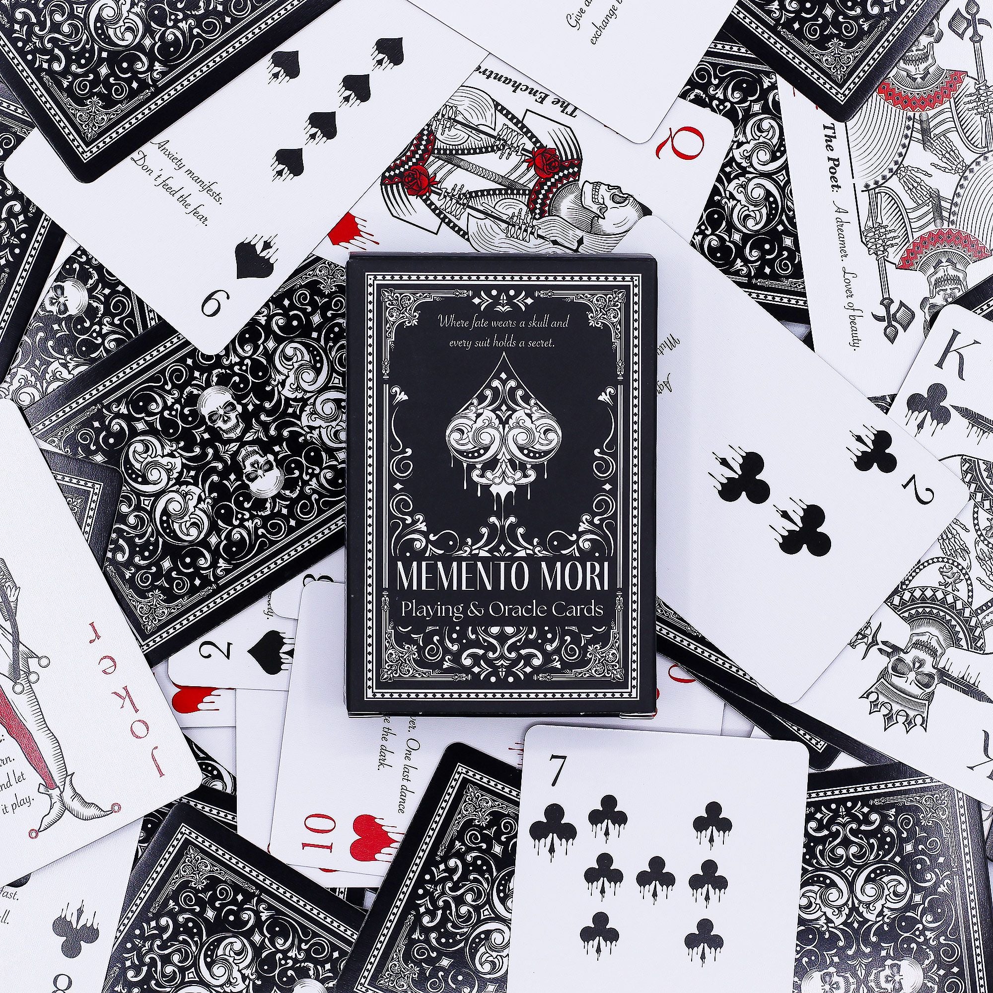 Memento Mori Gothic Playing & Oracle Cards 🇬🇧