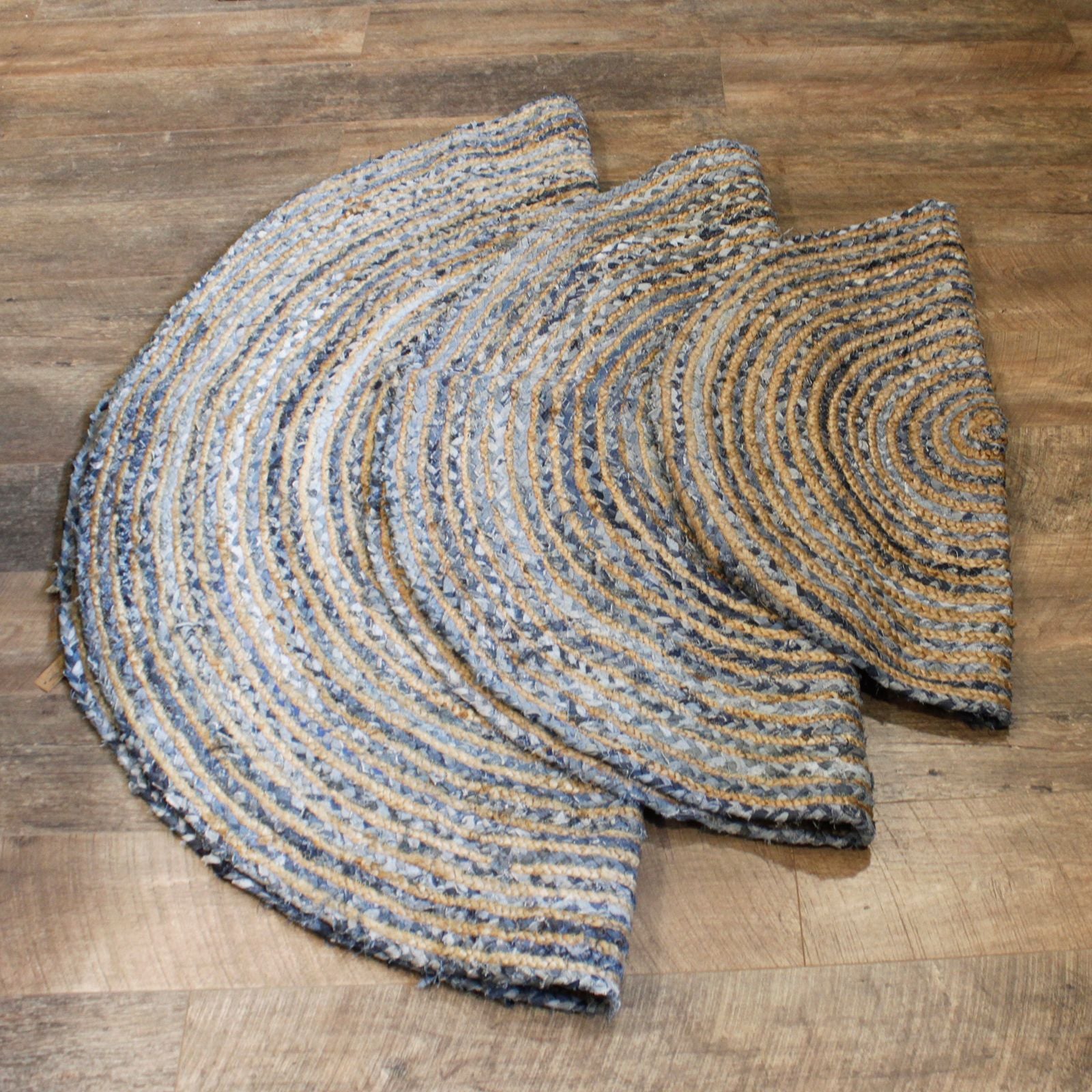 Round Jute and Recycle Denim Rug - 120 cm 🇬🇧