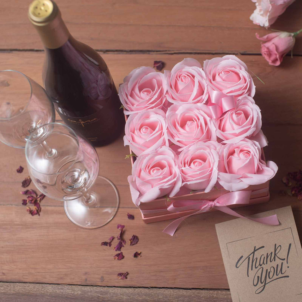 Soap Flower Gift Bouquet - 13 Pink Roses - Heart 🇬🇧