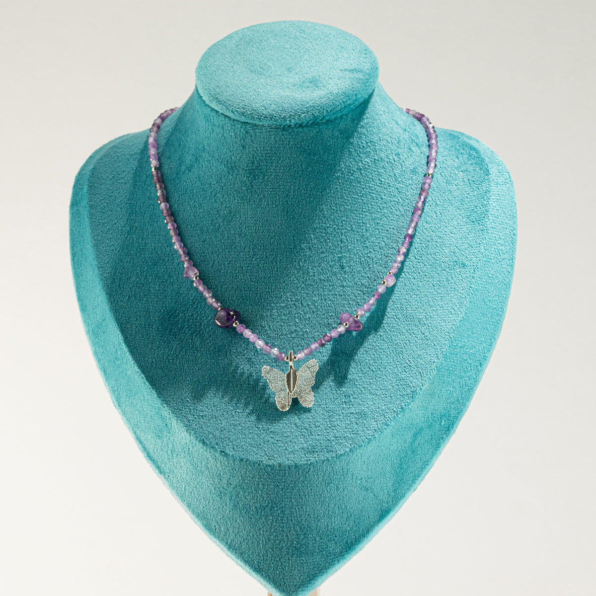Nymph Amethyst Gemstone Necklace with Real Leaf Butterfly Pendant 🇬🇧