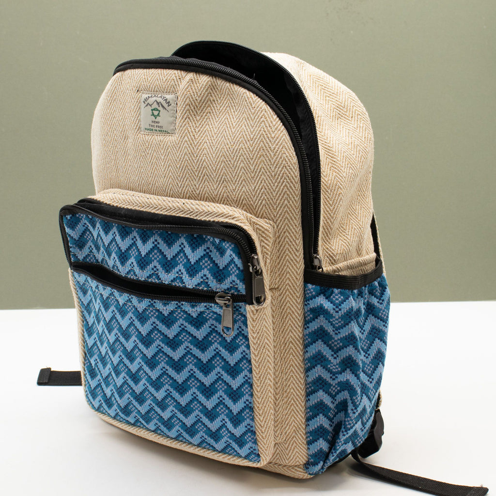 Standard Kathmandu Backpack - Dhaka Design (34x27x10cm) 🇬🇧
