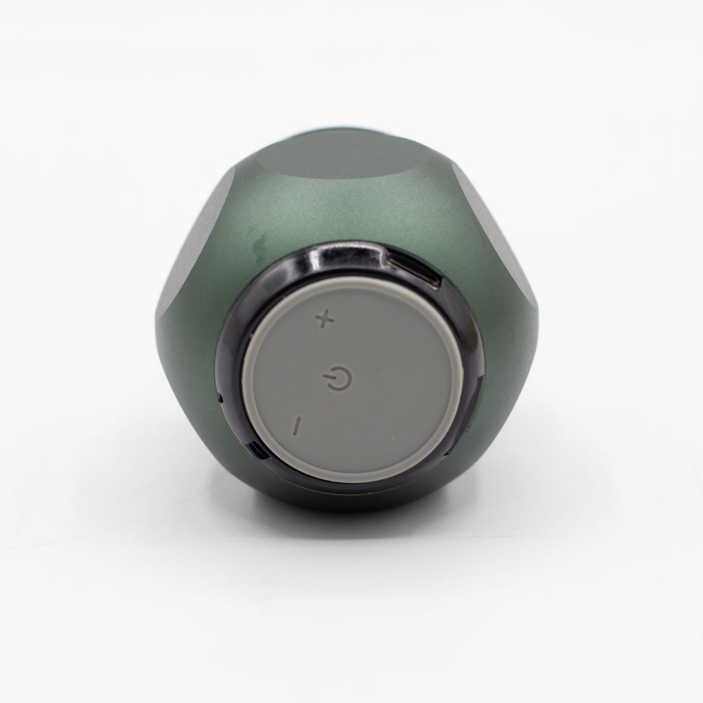 Camping Hook Green Mini Speaker 🇬🇧