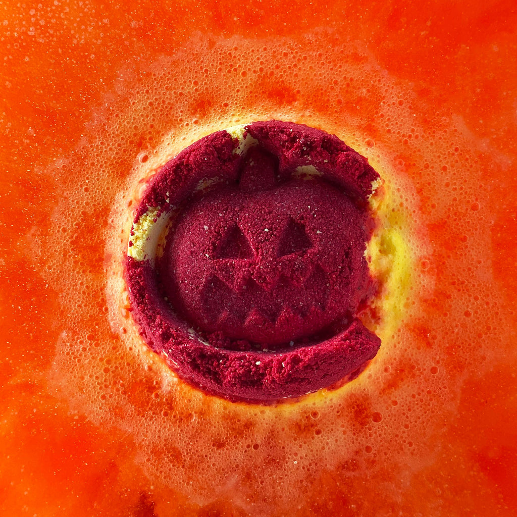 Aniseed Halloween Bath Bomb 🇬🇧