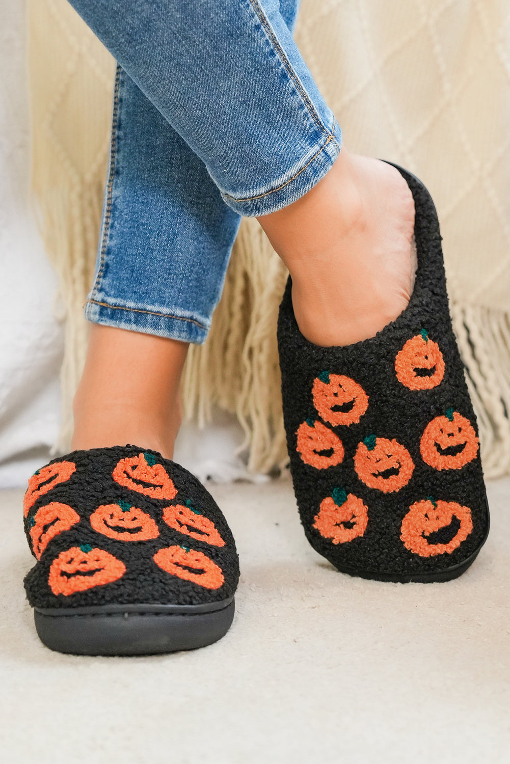 Black Halloween Pumpkin Plush Home Slippers 🇺🇸