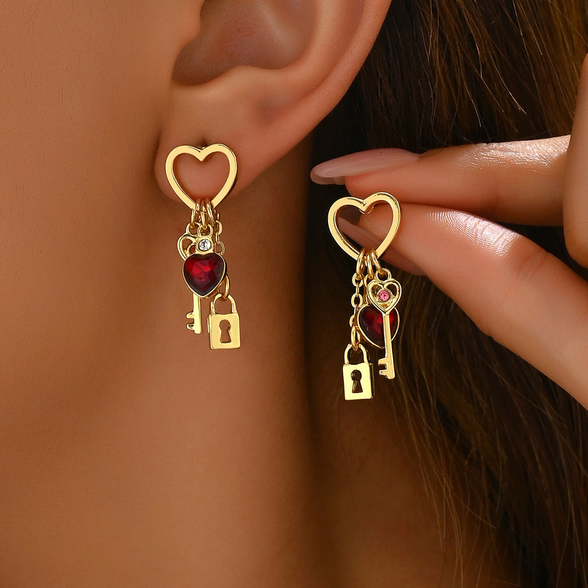 Luxury Love Earrings With Rhine Stone Lock Series Diamond 🇨🇳