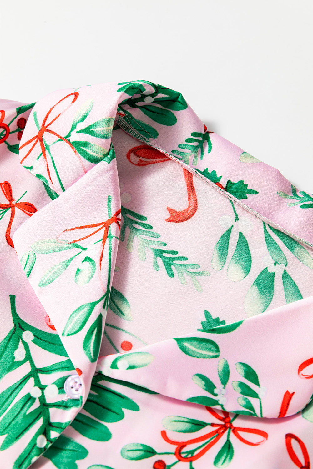Pink Christmas Berries Plant Print Satin Long Sleeve Pajama Set 🇺🇸