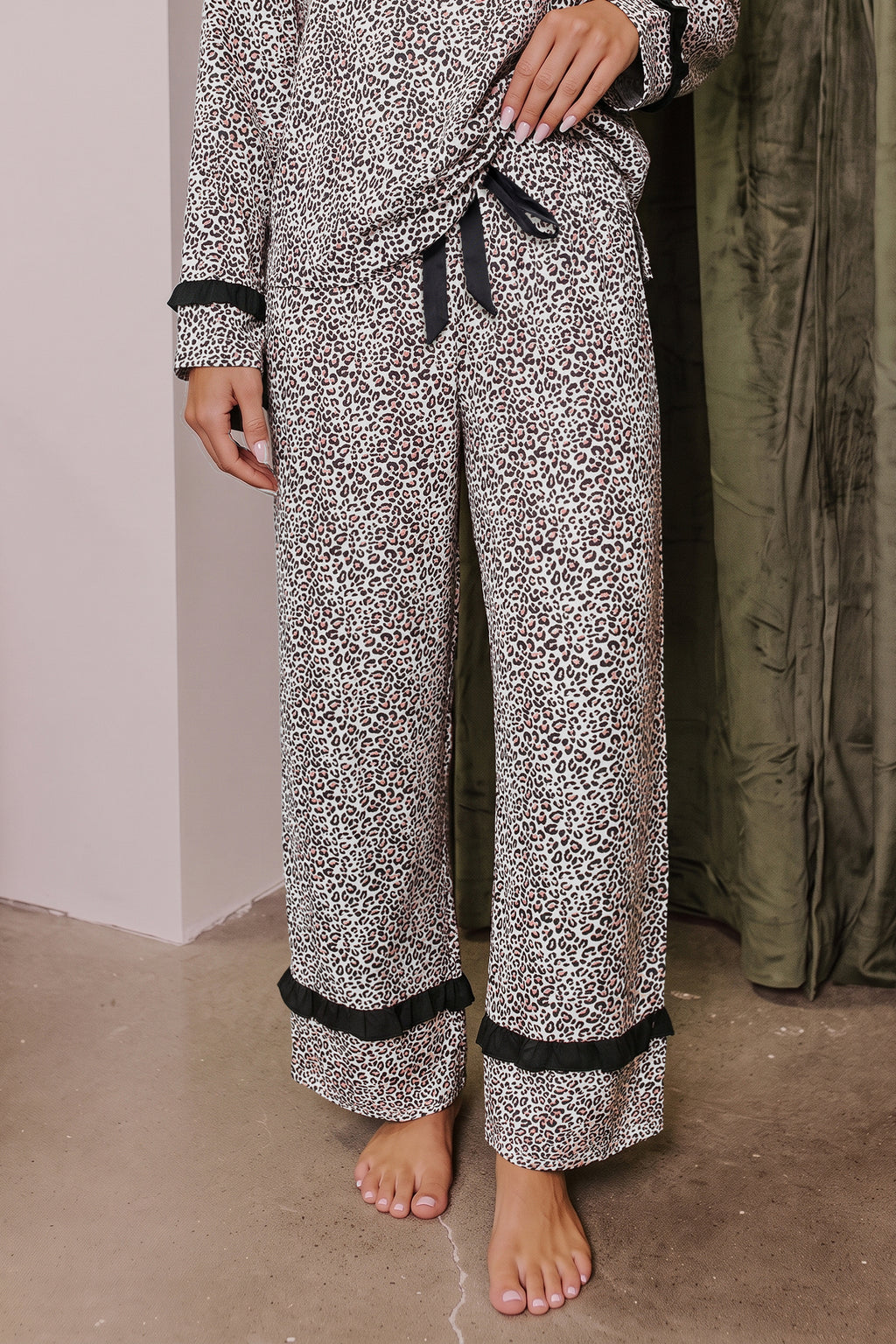 Brown Leopard Print Bow Knot Patchwork Long Sleeve Lounge Set 🇺🇸