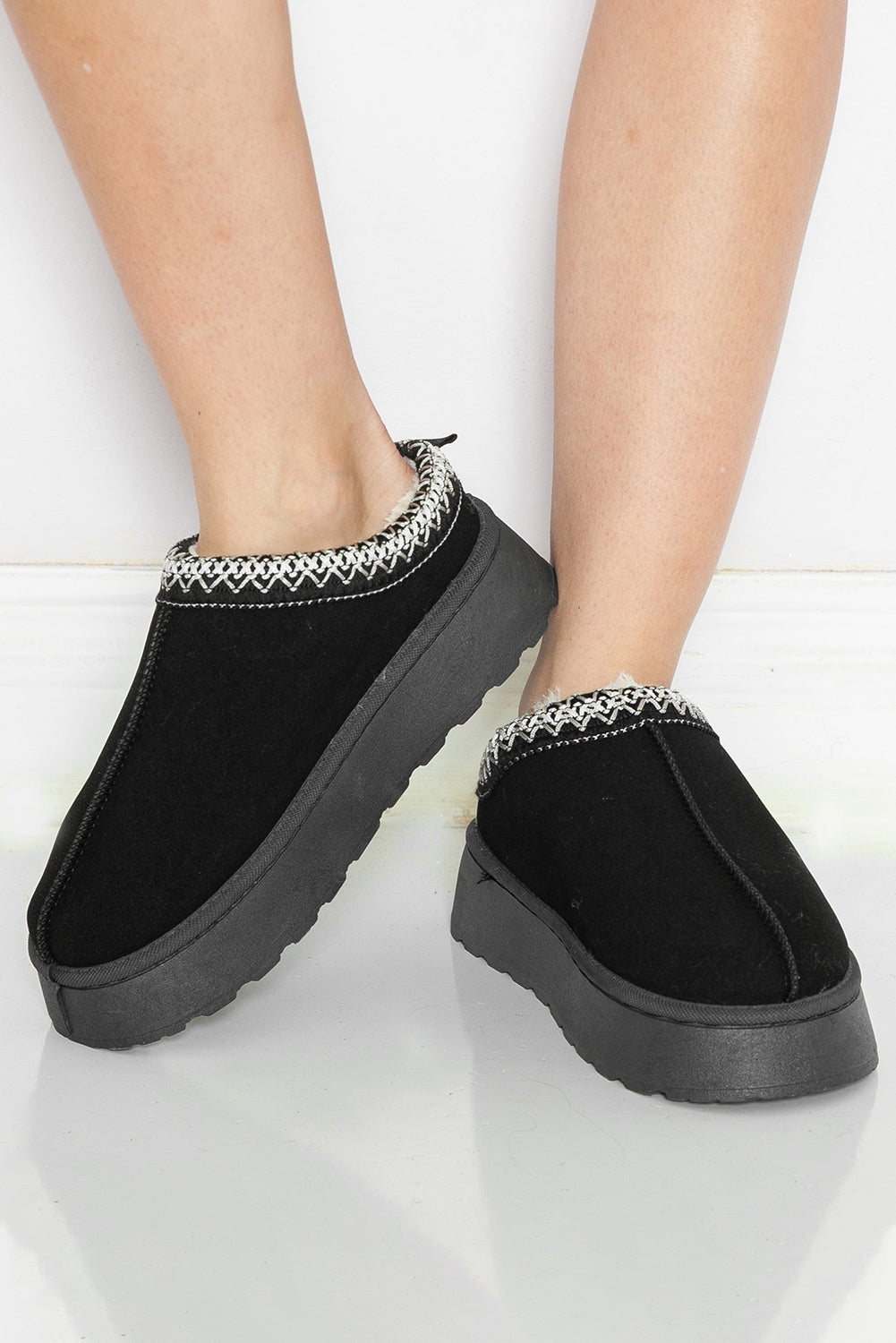 Black Contrast Print Suede Plush Lined Snow Boots 🇺🇸